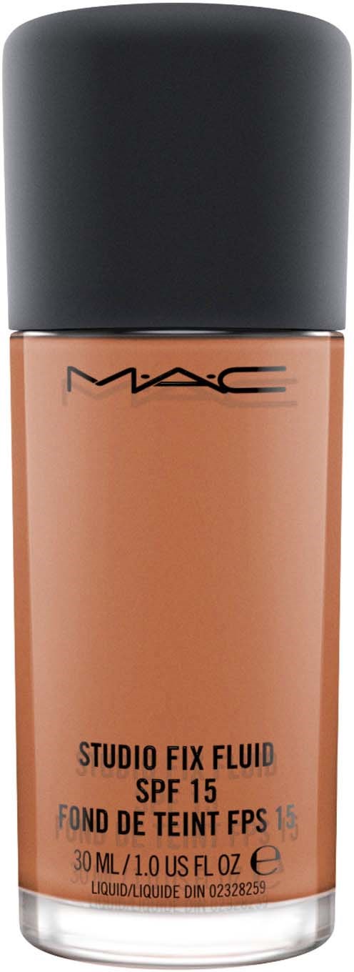 En flaske MAC Studio Fix Fluid foundation med SPF 15, 30 ml flydende makeup.