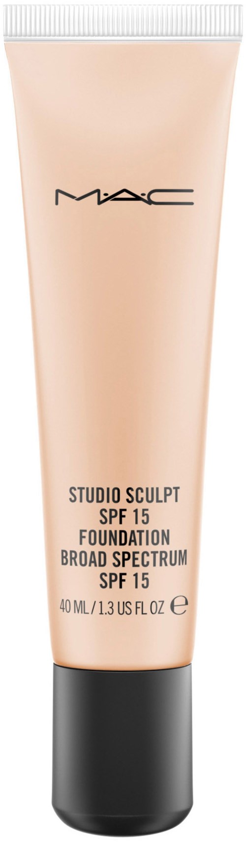 En beige tube med MAC Studio Sculpt foundation med SPF 15, 40 ml kapacitet, sort låg og enkel mærkning.