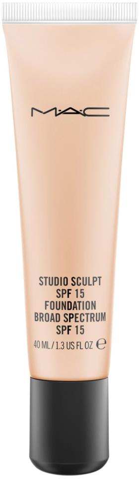 MAC Cosmetics Studio Sculpt Spf 15 Foundation Nc20