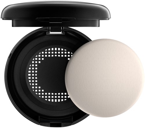 Ein kleiner schwarzer Behälter mit einem runden Schwämmchen, wahrscheinlich für Make-up oder Puder.