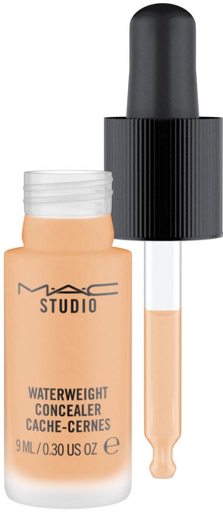Liten flaska med MAC vattenvikt concealer med pipett och svart lock.
