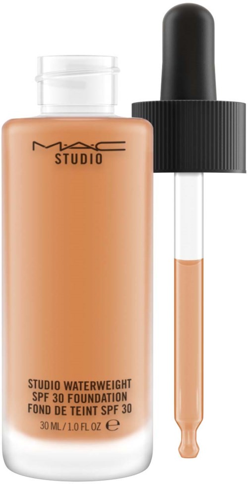 En flaska med MAC Studio Waterweight SPF 30 Foundation och en pipett med makeupvätska.
