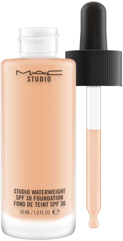 Butelka podkładu z pipetą, oznaczona MAC Studio Waterweight SPF 30, jest widoczna.