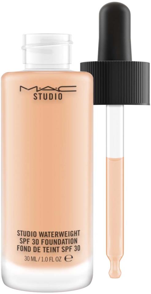 MAC Cosmetics Studio Waterweight Spf 30 /Pa++ Foundation Nw22