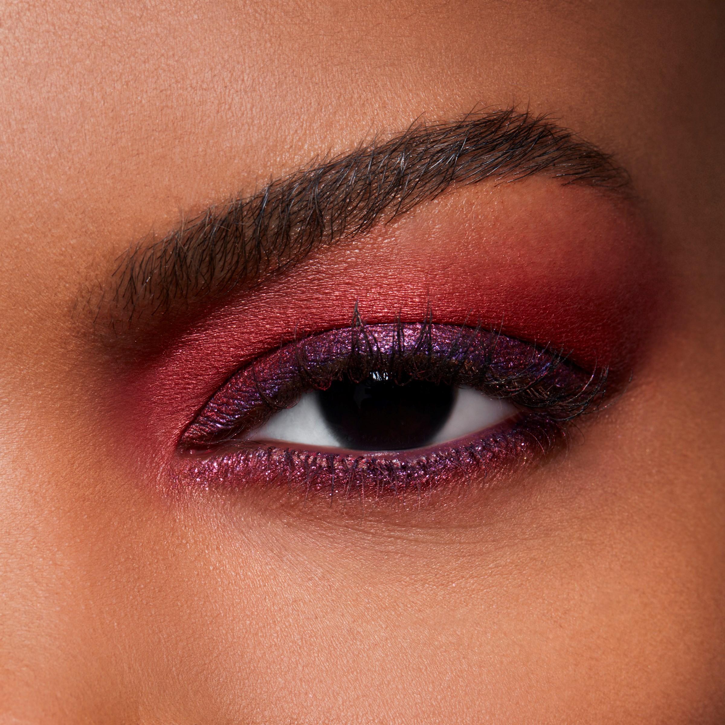 MAC Cosmetics Veluxe Single Eyeshadow Ruddy (obrázok 3)