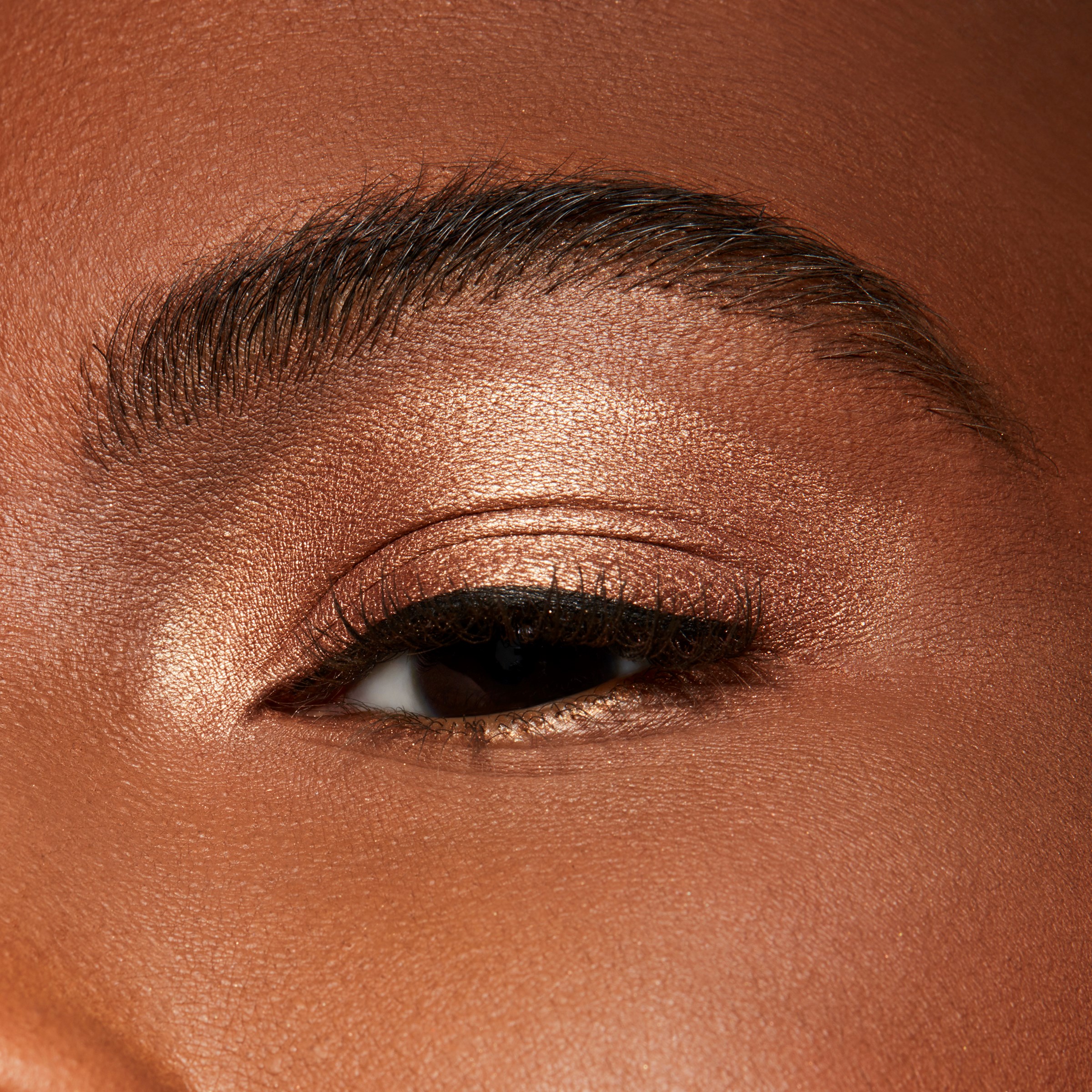MAC Cosmetics Veluxe Single Eyeshadow Woodwinked (obrázok 3)