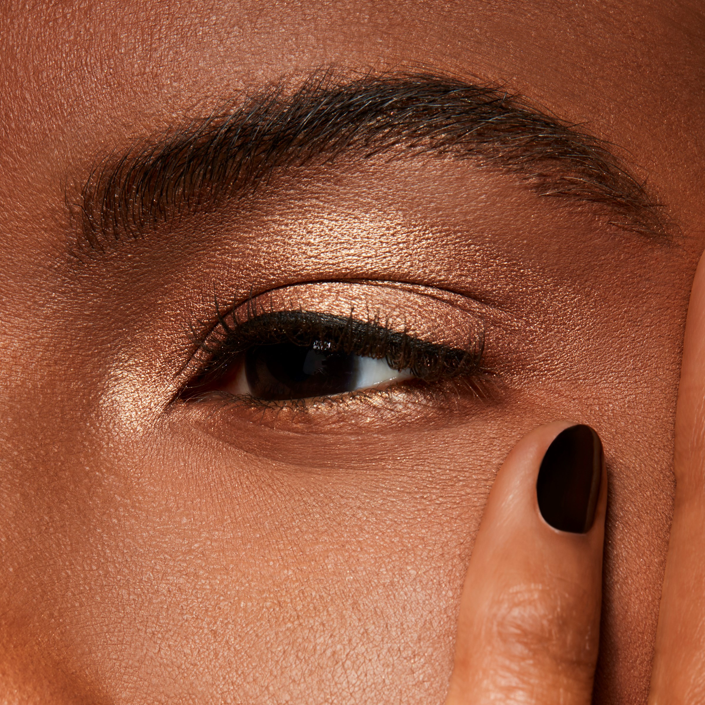 MAC Cosmetics Veluxe Single Eyeshadow Woodwinked (obrázok 4)
