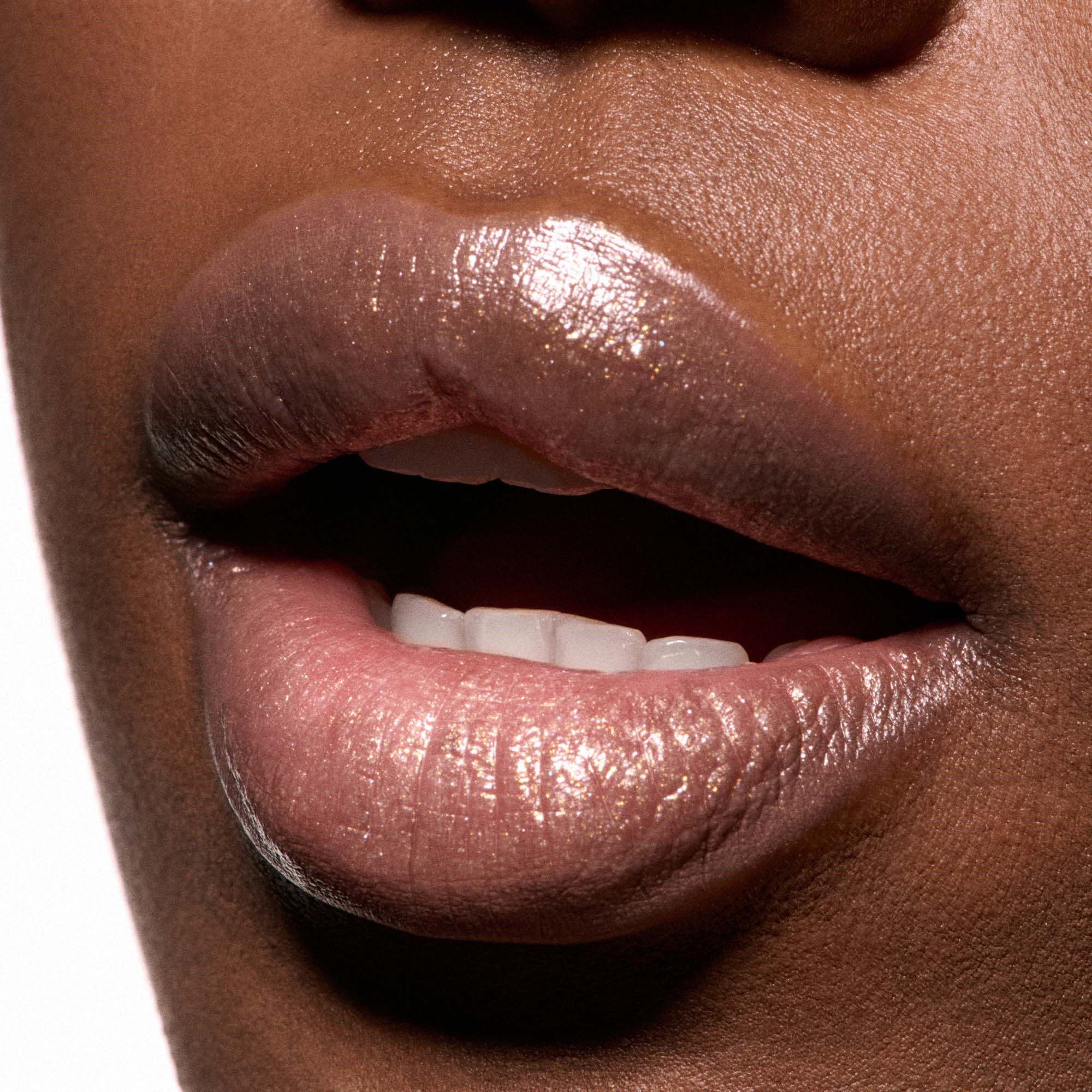 MAC Cosmetics Dazzlelips Crayon Crown Jewel (obrázok 5)