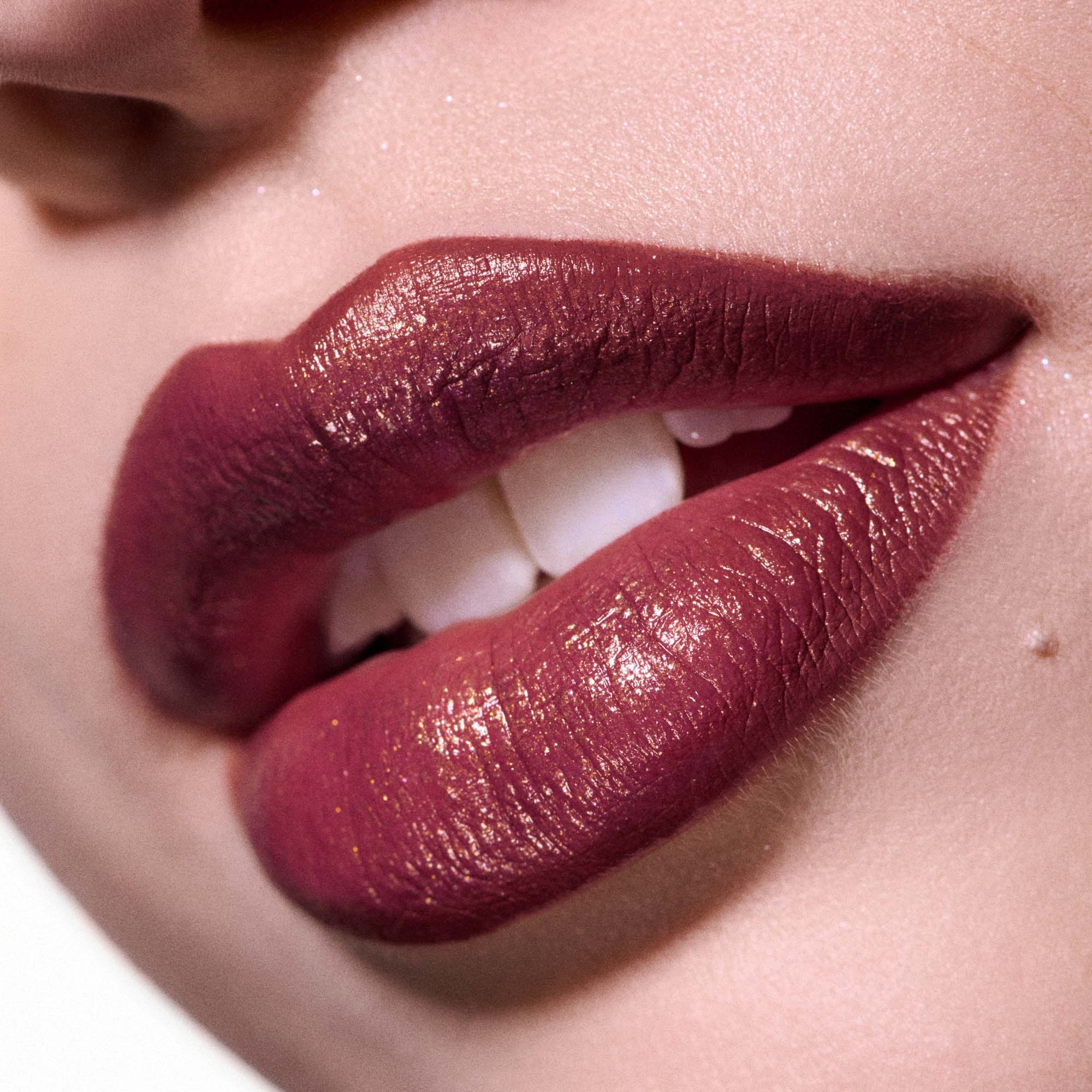 MAC Cosmetics Dazzlelips Crayon Mauve Matter (obrázok 3)