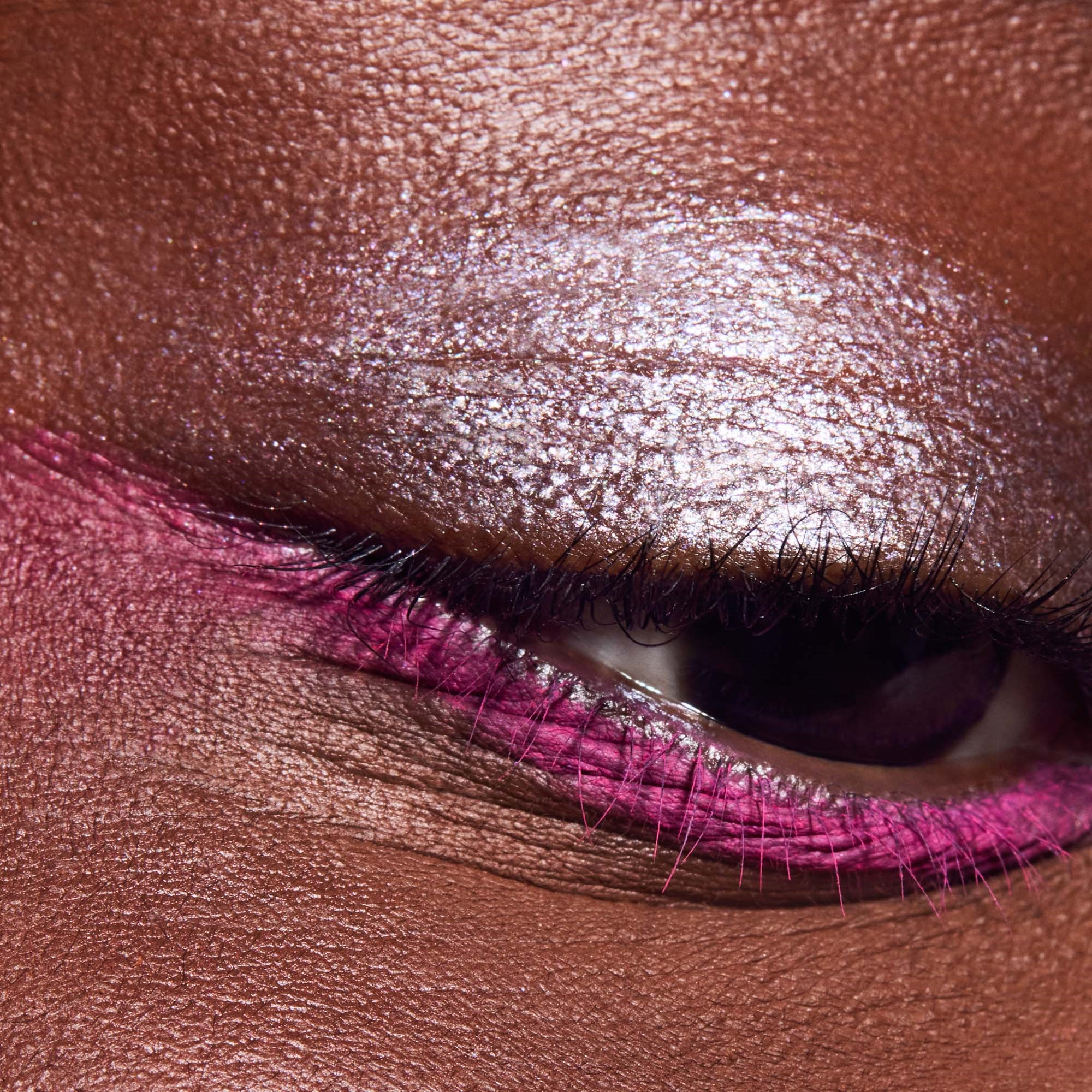 MAC Cosmetics Dazzleshadow Eye Shadow Stick Haku Haze (obrázok 4)