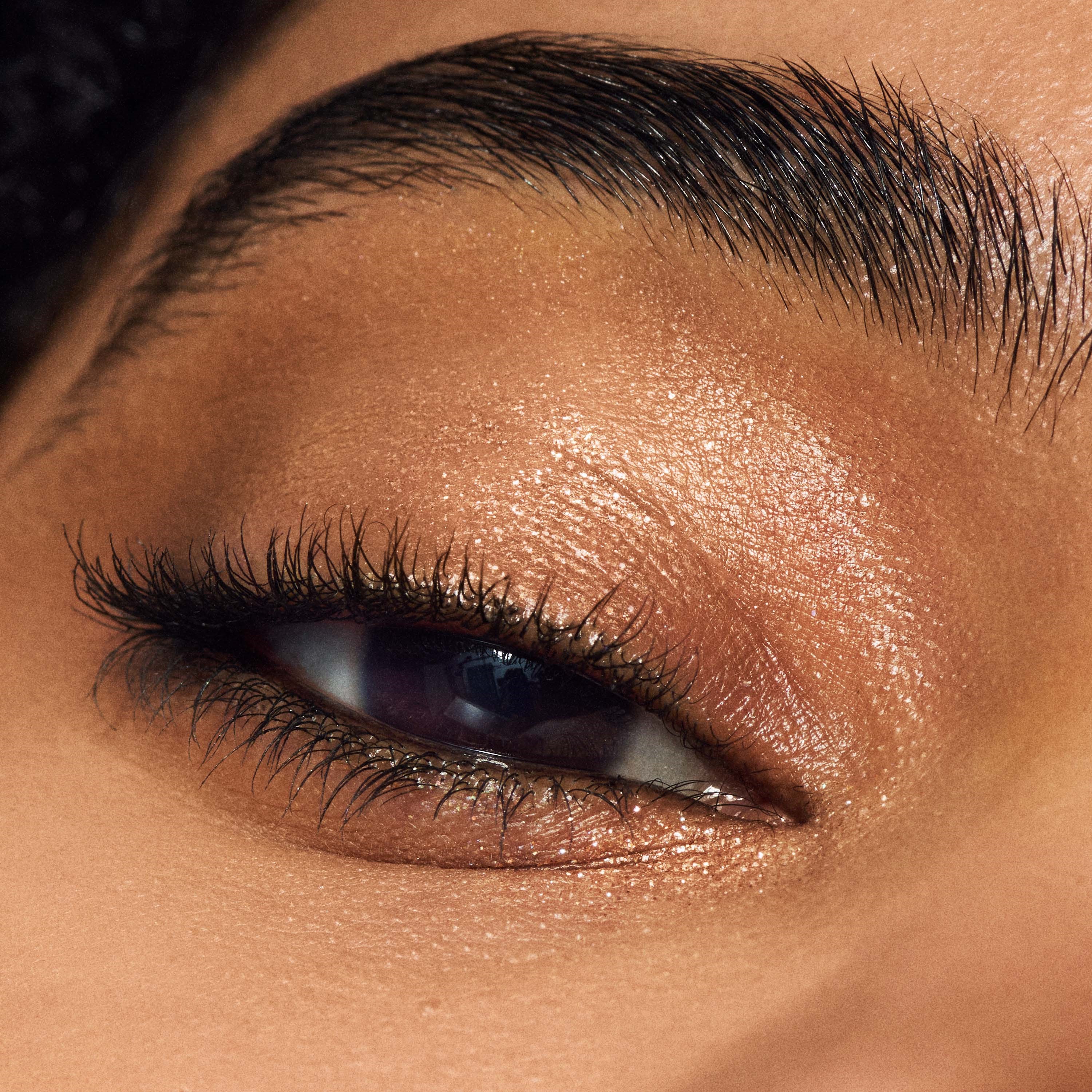 MAC Cosmetics Dazzleshadow Liquid Eye Shadow Flash Or Dash (obrázok 4)