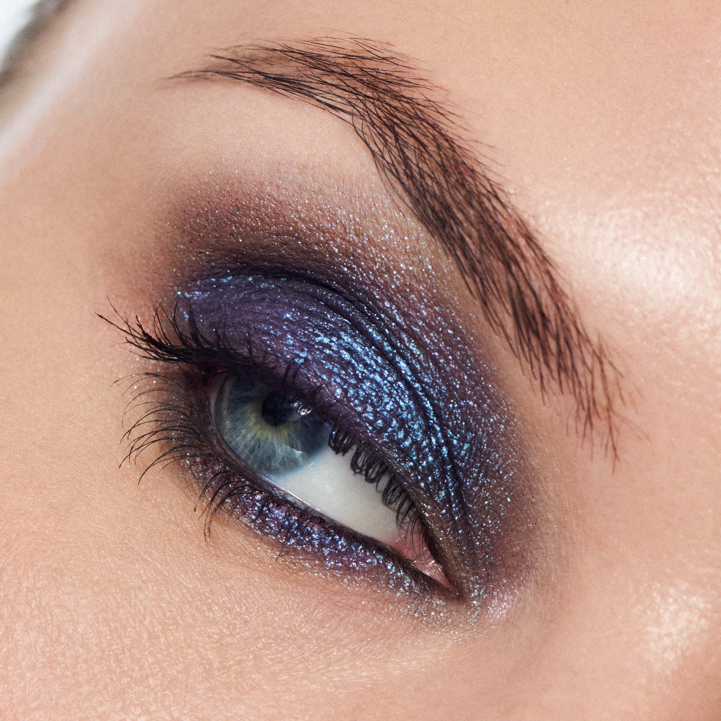 MAC Cosmetics Dazzleshadow Liquid Eye Shadow Tourmaline Dream (obrázok 3)