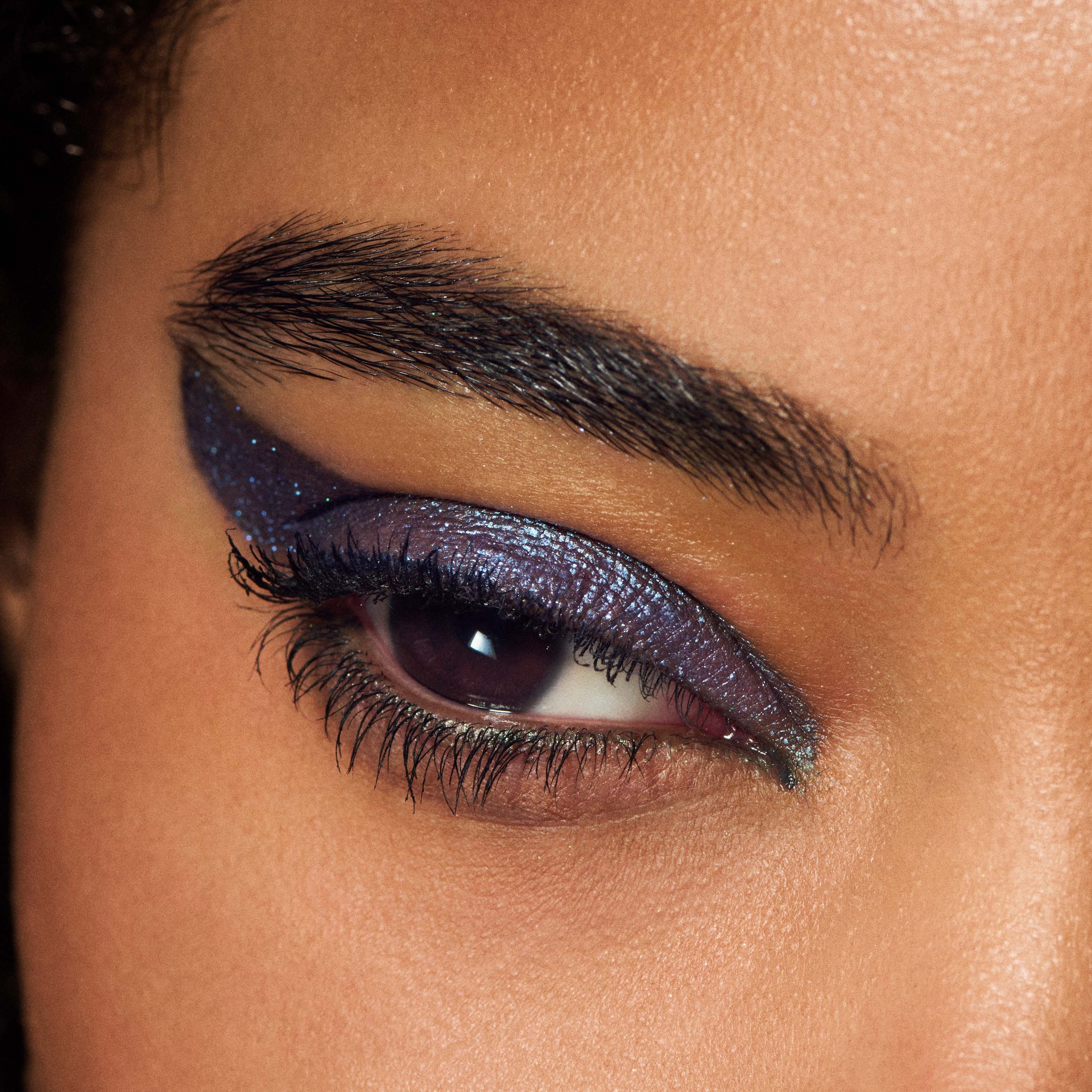 MAC Cosmetics Dazzleshadow Liquid Eye Shadow Tourmaline Dream (obrázok 4)
