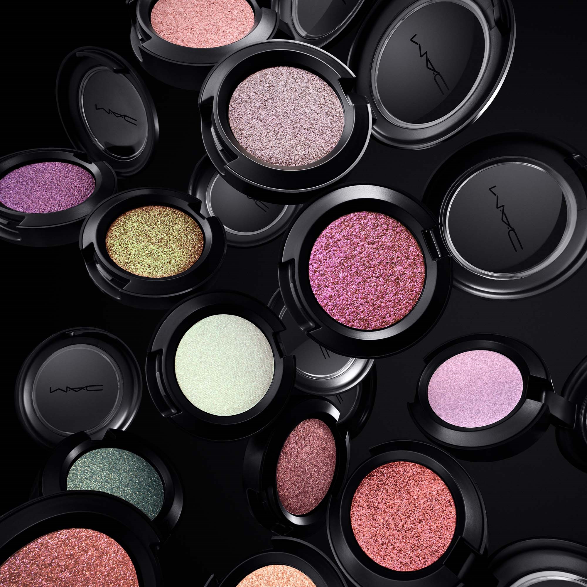 MAC Cosmetics Eye Shadow Glitter Let's Roll (obrázok 5)