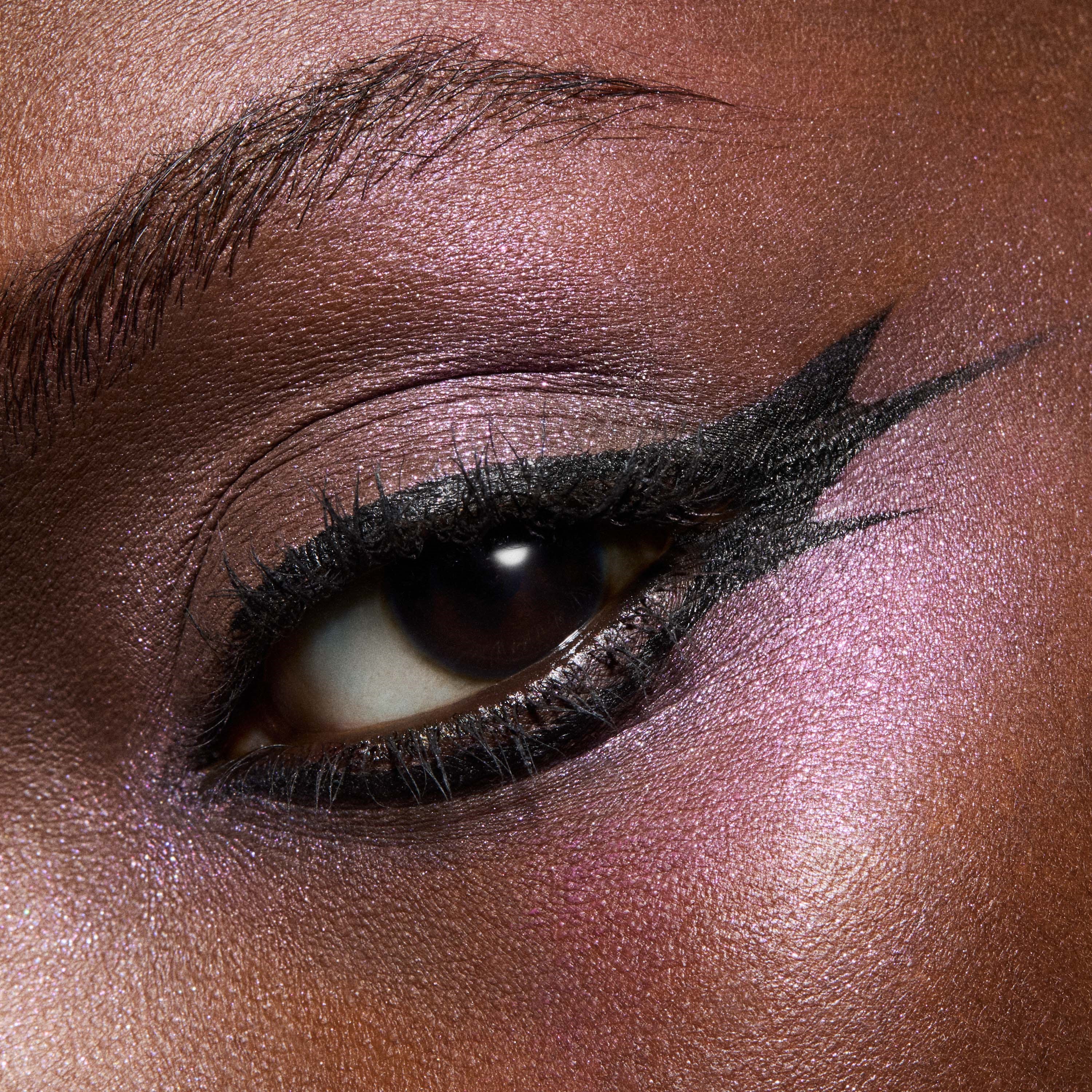 MAC Cosmetics Eye Shadow Glitter Shine De-Light (obrázok 4)
