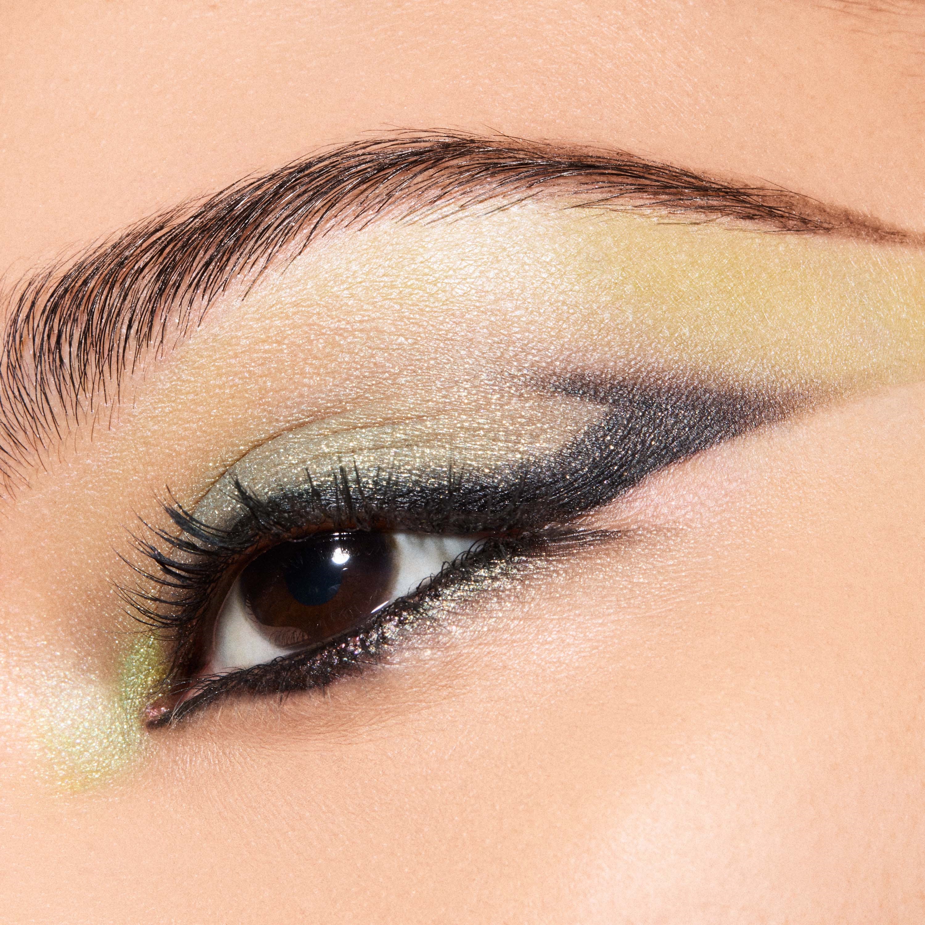 MAC Cosmetics Eye Shadow Glitter Try Me On (obrázok 3)