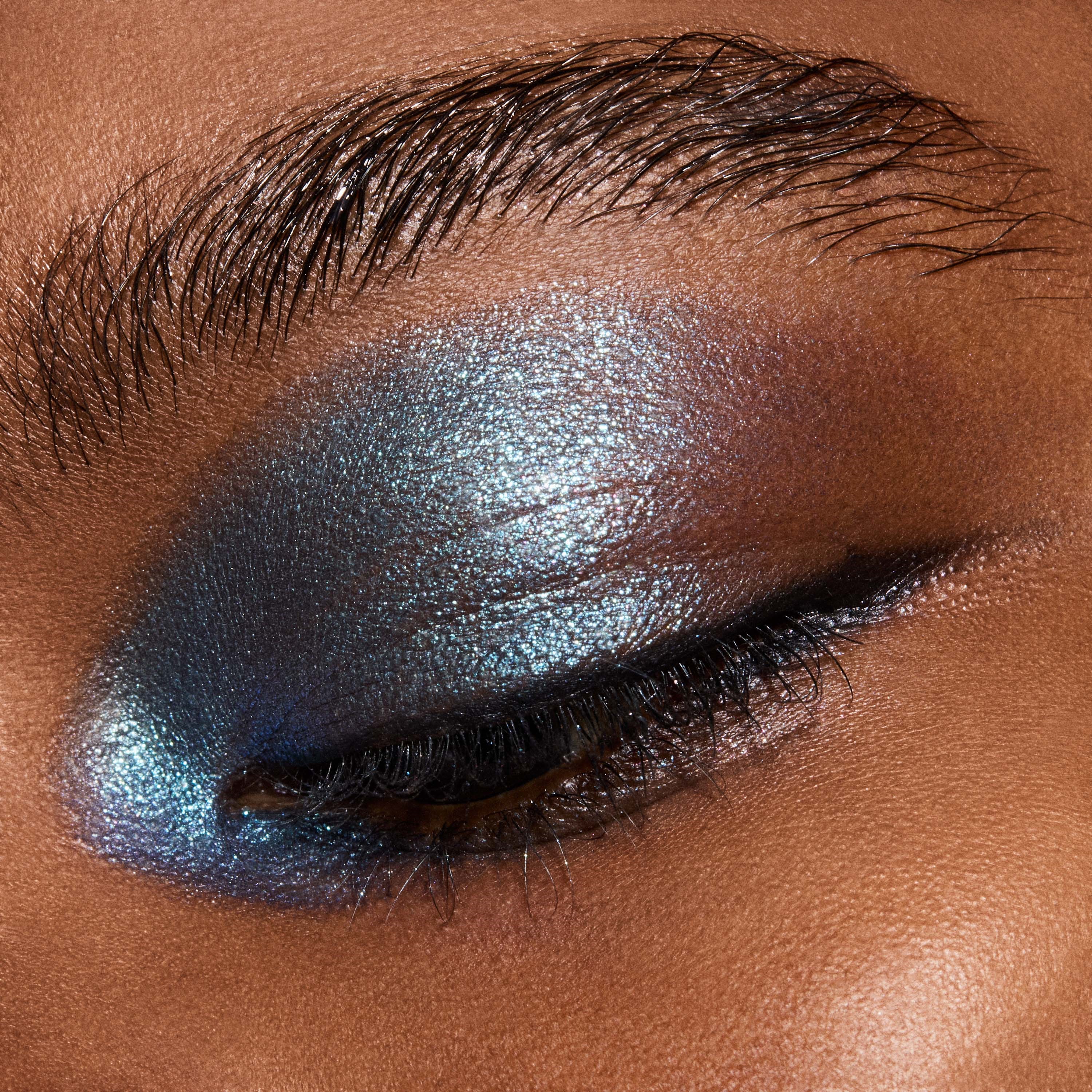 MAC Cosmetics Eye Shadow Metallic Blueprint (obrázok 4)