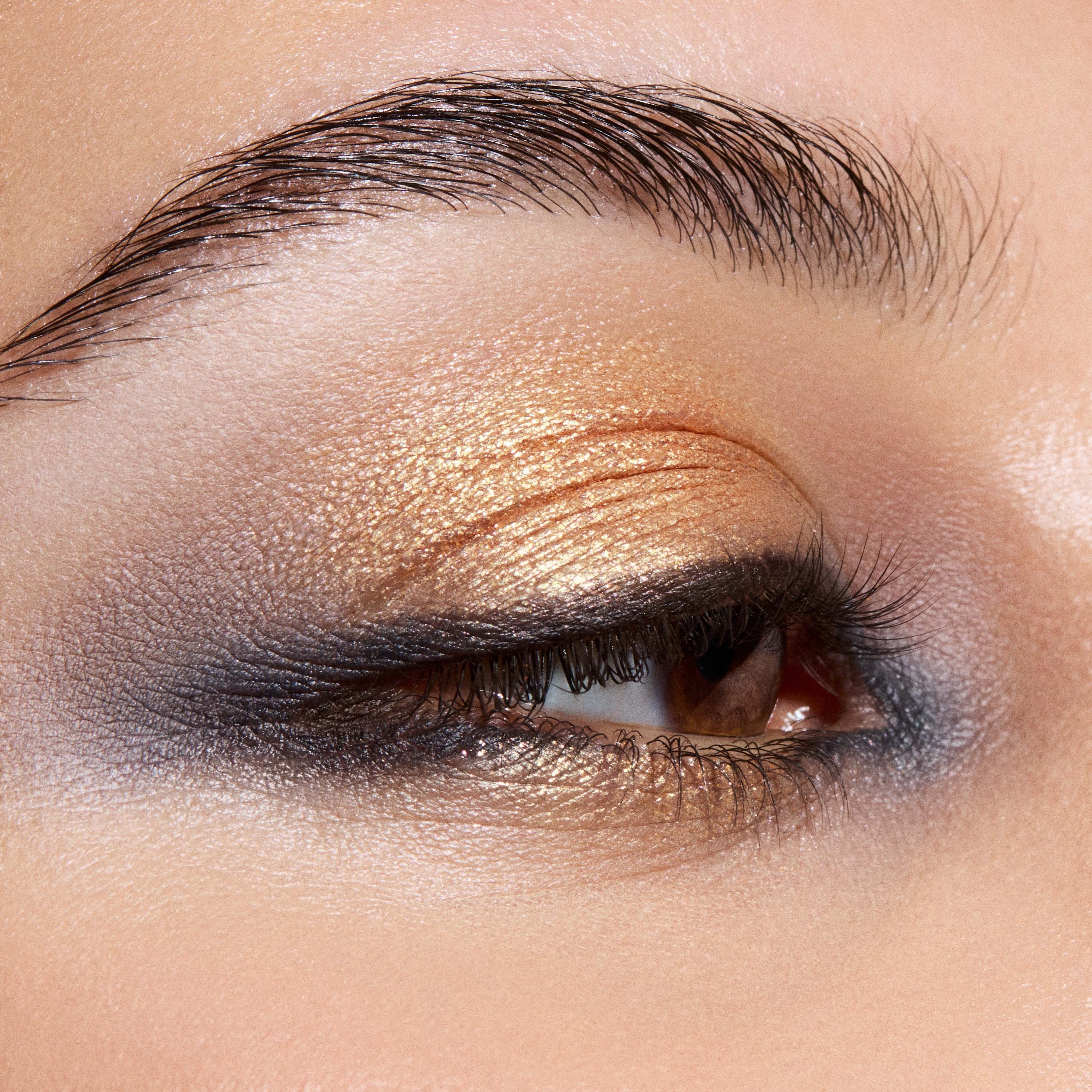 MAC Cosmetics Eye Shadow Metallic Object D'Art (obrázok 3)