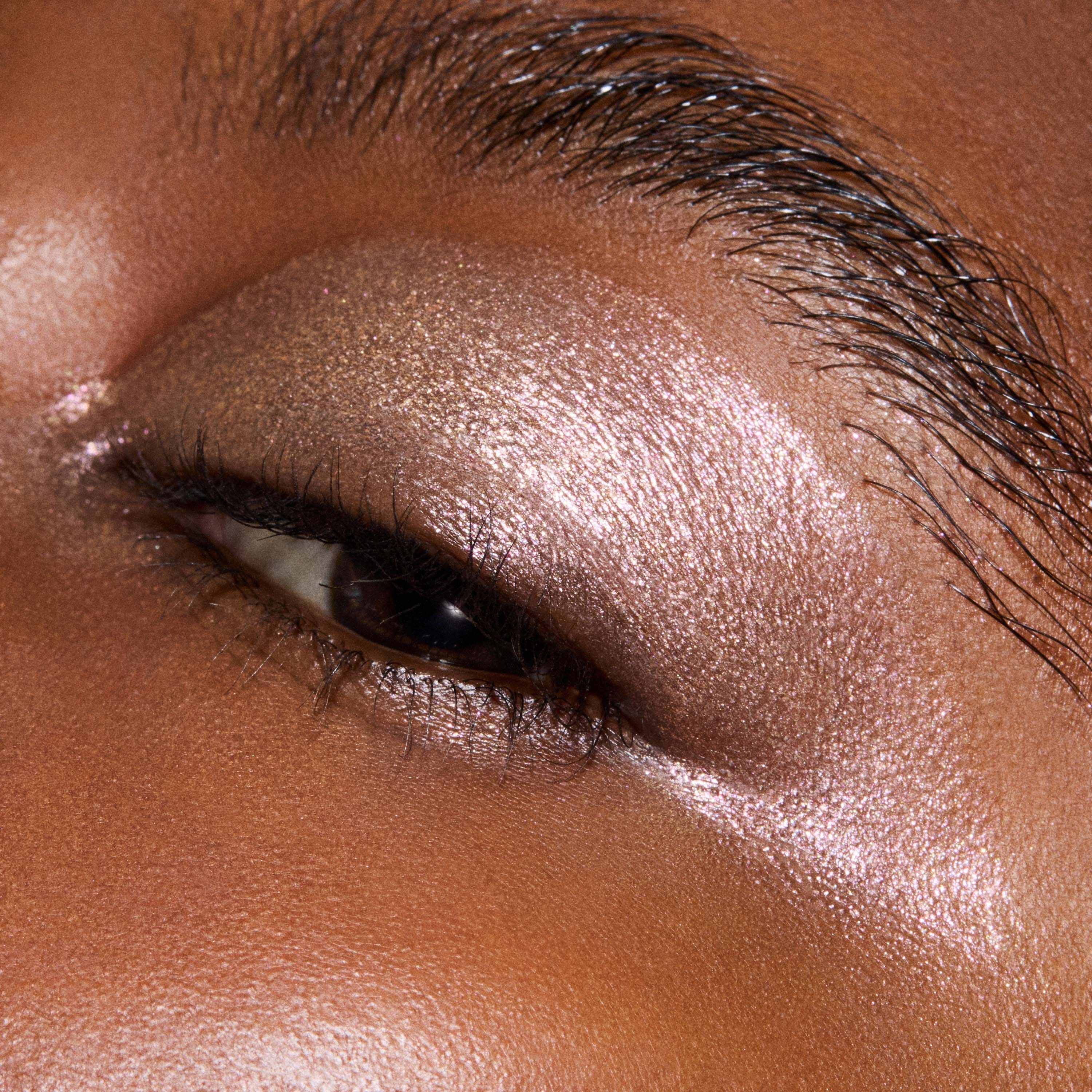 MAC Cosmetics Eye Shadow Metallic Yes To Sequins (obrázok 4)