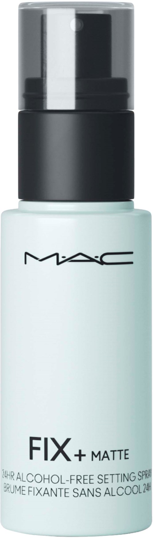 Een witte fles MAC Fix+ Matte spray met zwarte dop en grijze pomp. Het is alcoholvrij en wordt gebruikt om make-up te fixeren.