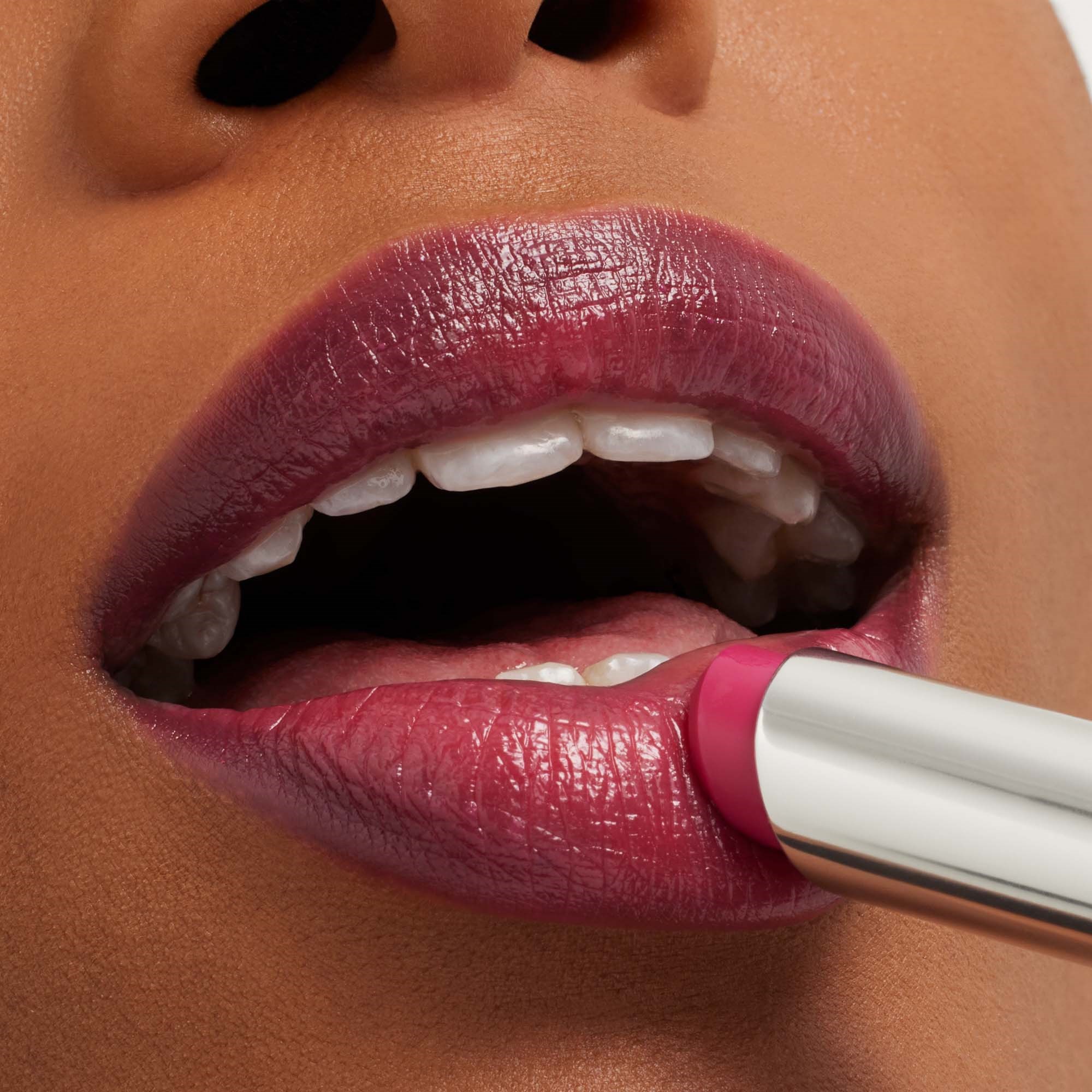 MAC Cosmetics Mac Glow Play Lip Balm Beyond (obrázok 3)