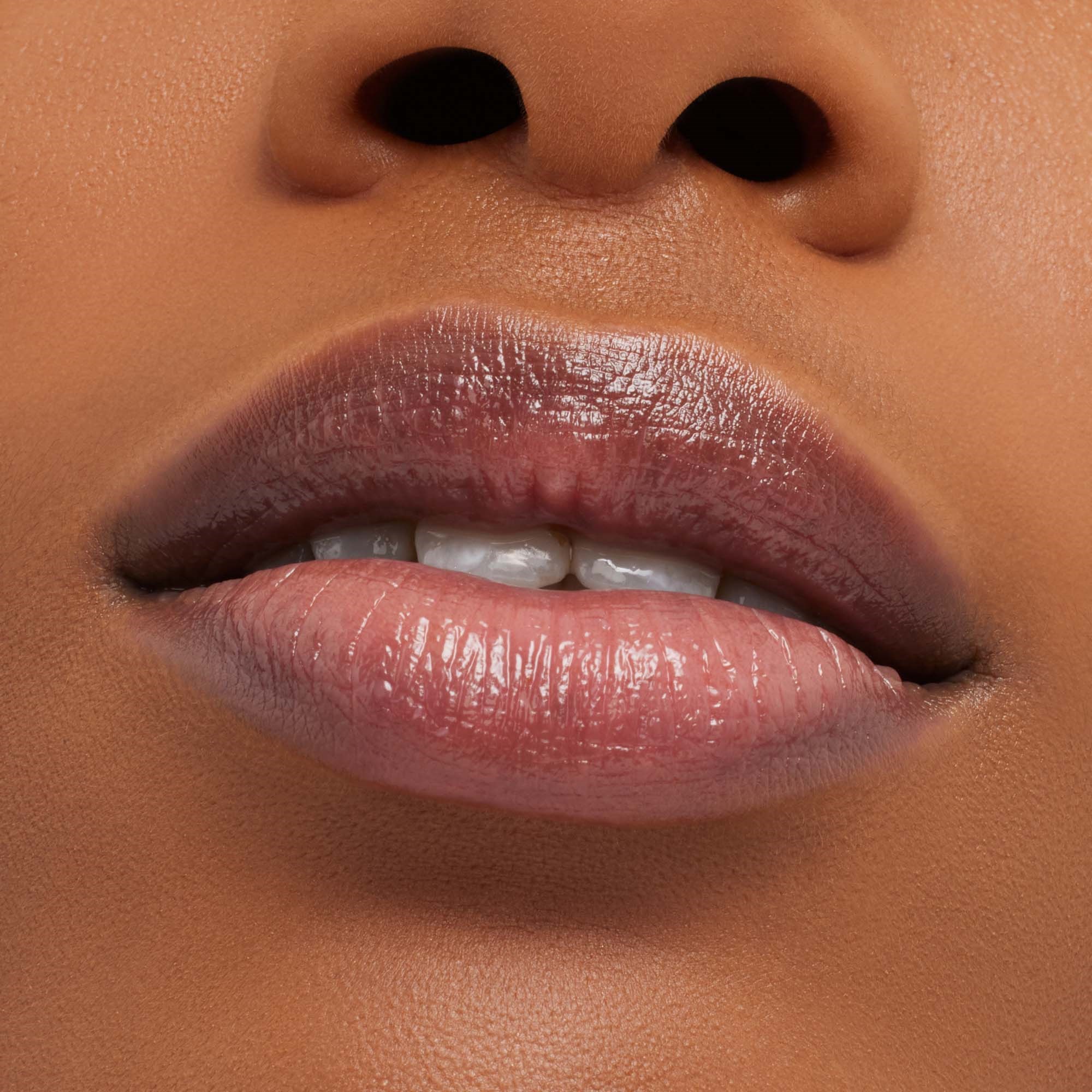 MAC Cosmetics Mac Glow Play Lip Balm Favourite (obrázok 3)