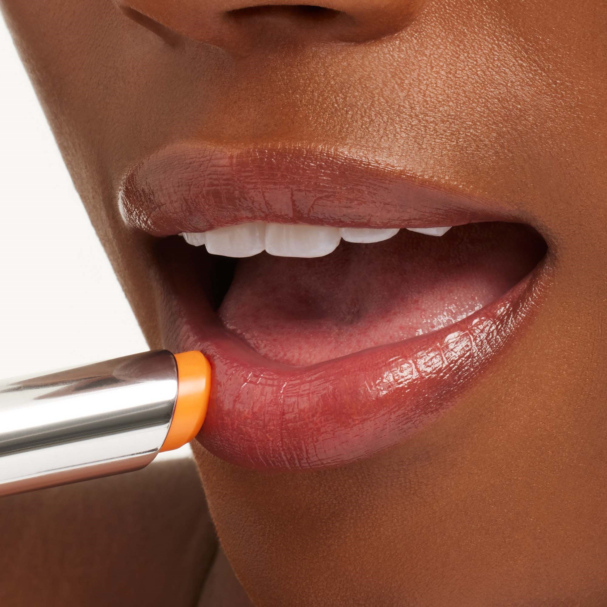 MAC Cosmetics Mac Glow Play Lip Balm Oops! (obrázok 4)