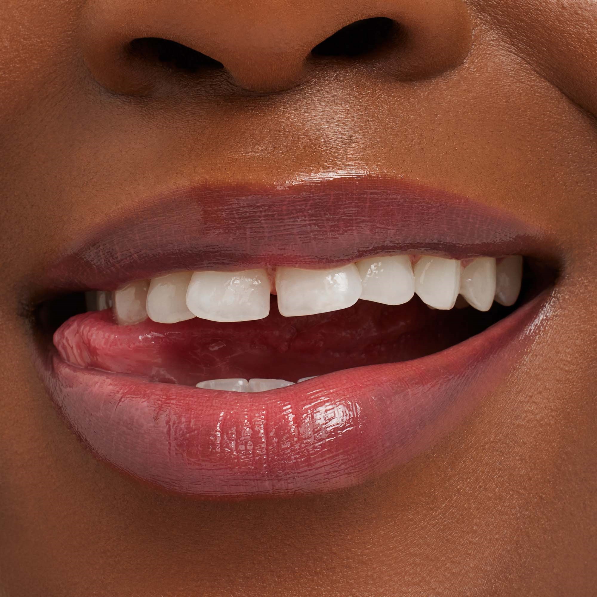 MAC Cosmetics Mac Glow Play Lip Balm Photogenic (obrázok 4)