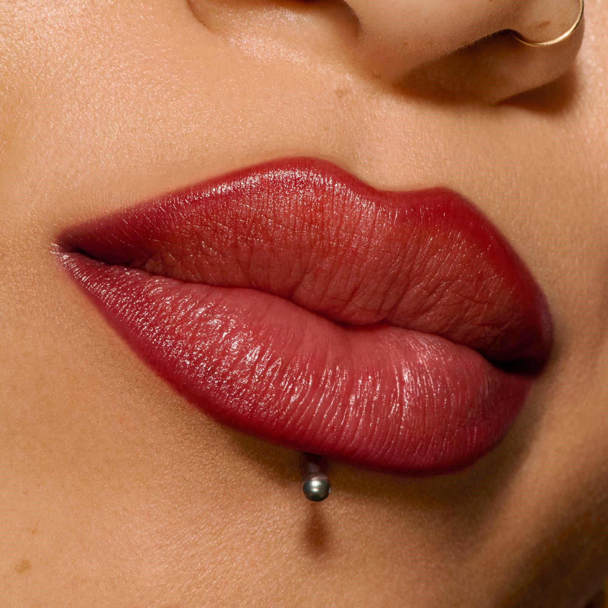 MAC Cosmetics Lipglazer Glossy Liner Ribbon (obrázok 3)