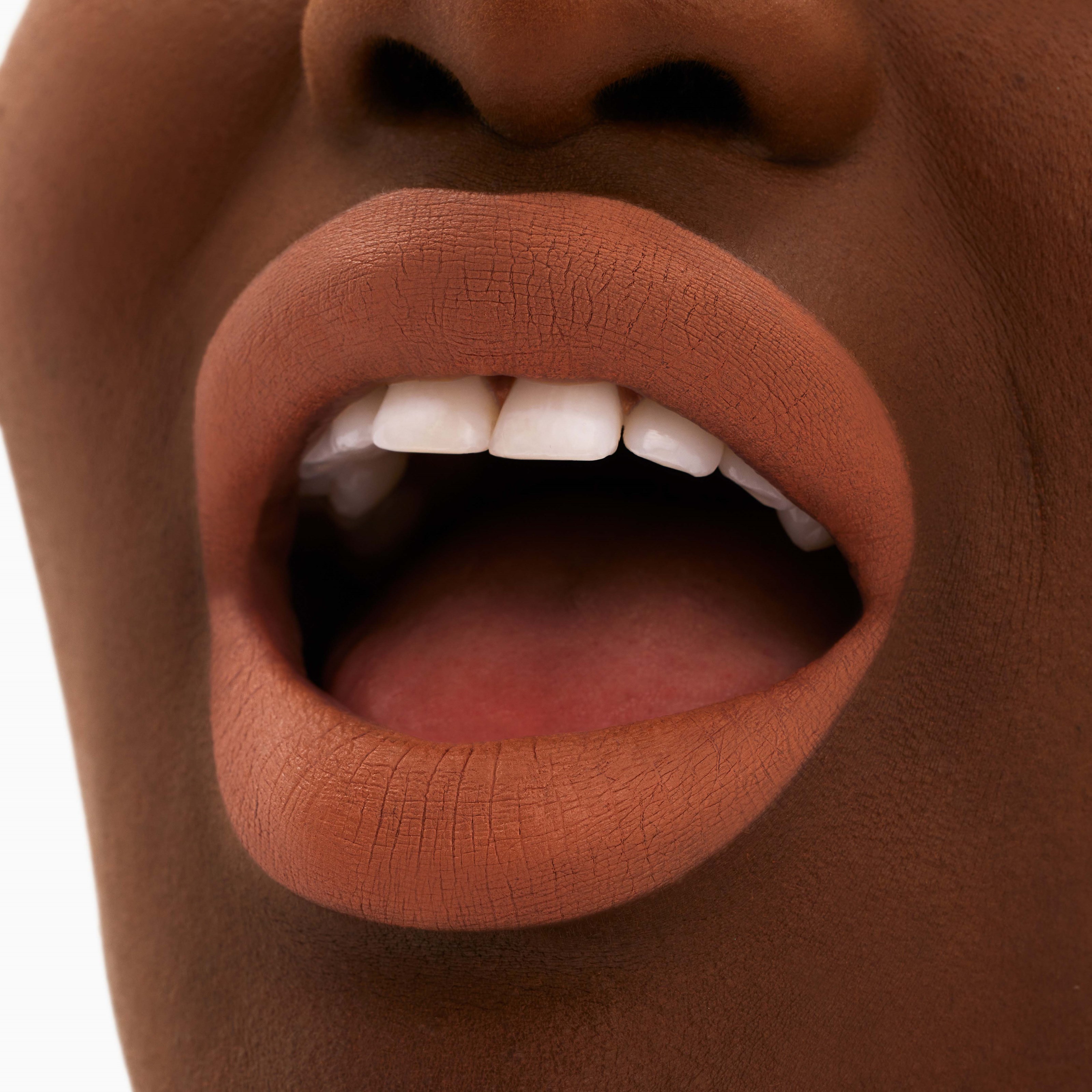 MAC Cosmetics Locked Kiss 24Hr Lipstick Teaser (obrázok 4)