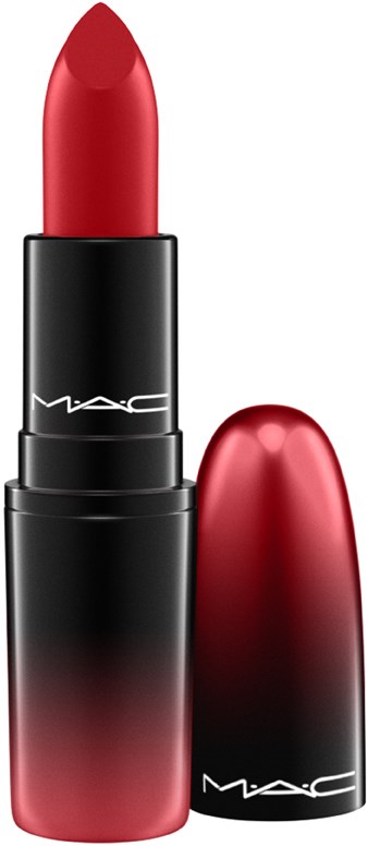 Een rode lipstick in een zwart en rood omhulsel, met de dop ernaast. MAC-logo zichtbaar op de houder.