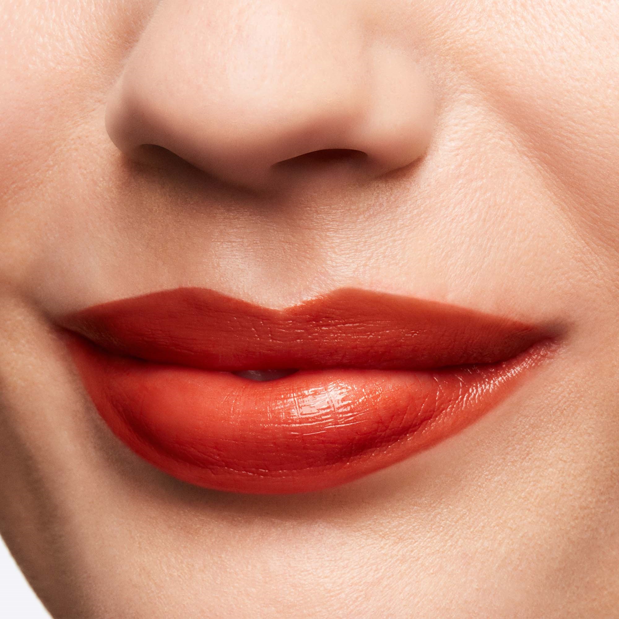 Alternativ bild 1 för MAC Cosmetics   Lustreglass Lipstick Obviously