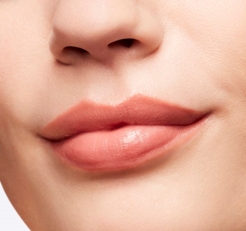 新品 wellwellwell LUSTREGLASS MAC Cosmetics Lustreglass Lipstick Well Well Well | lyko.com