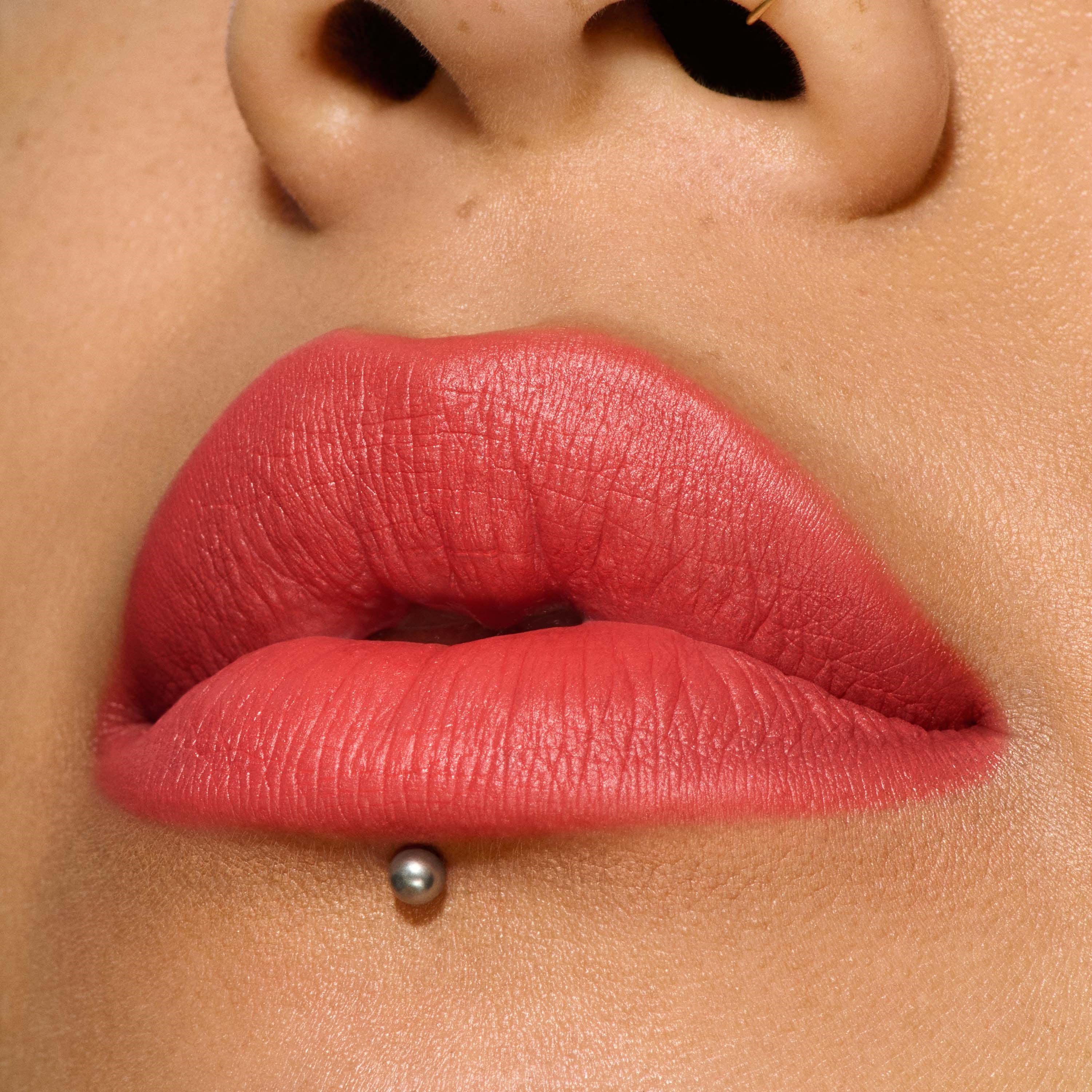 MAC Cosmetics Macximal Silky Matte Lipstick Dare Me (obrázok 4)