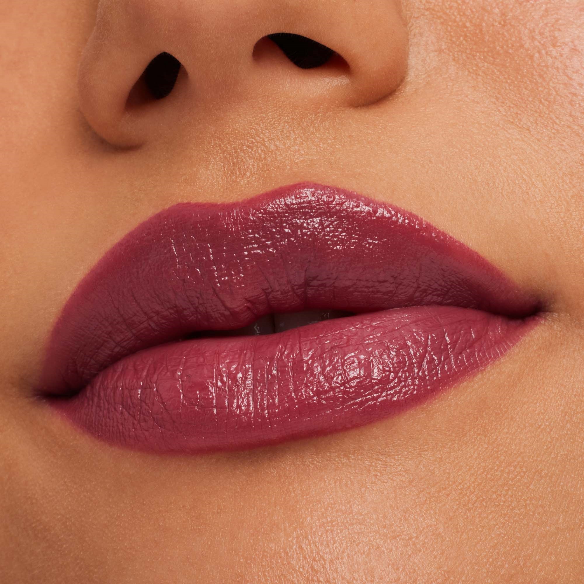 MAC Cosmetics Macximal Sleek Satin Lipstick Amorous (obrázok 3)