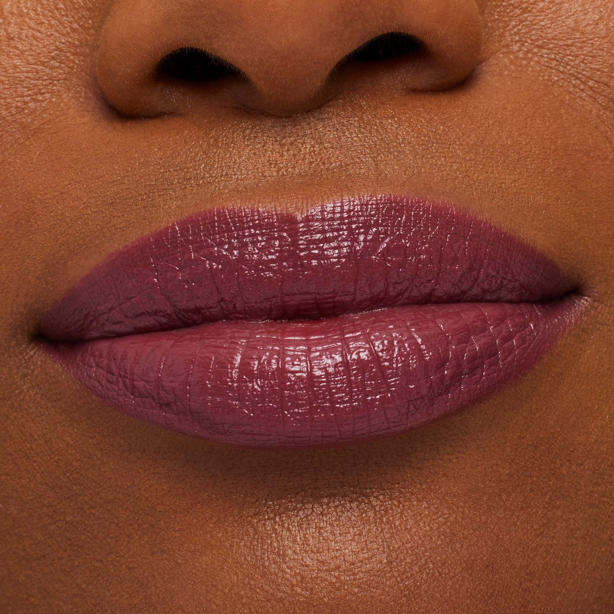 MAC Cosmetics Macximal Sleek Satin Lipstick Amorous (obrázok 4)