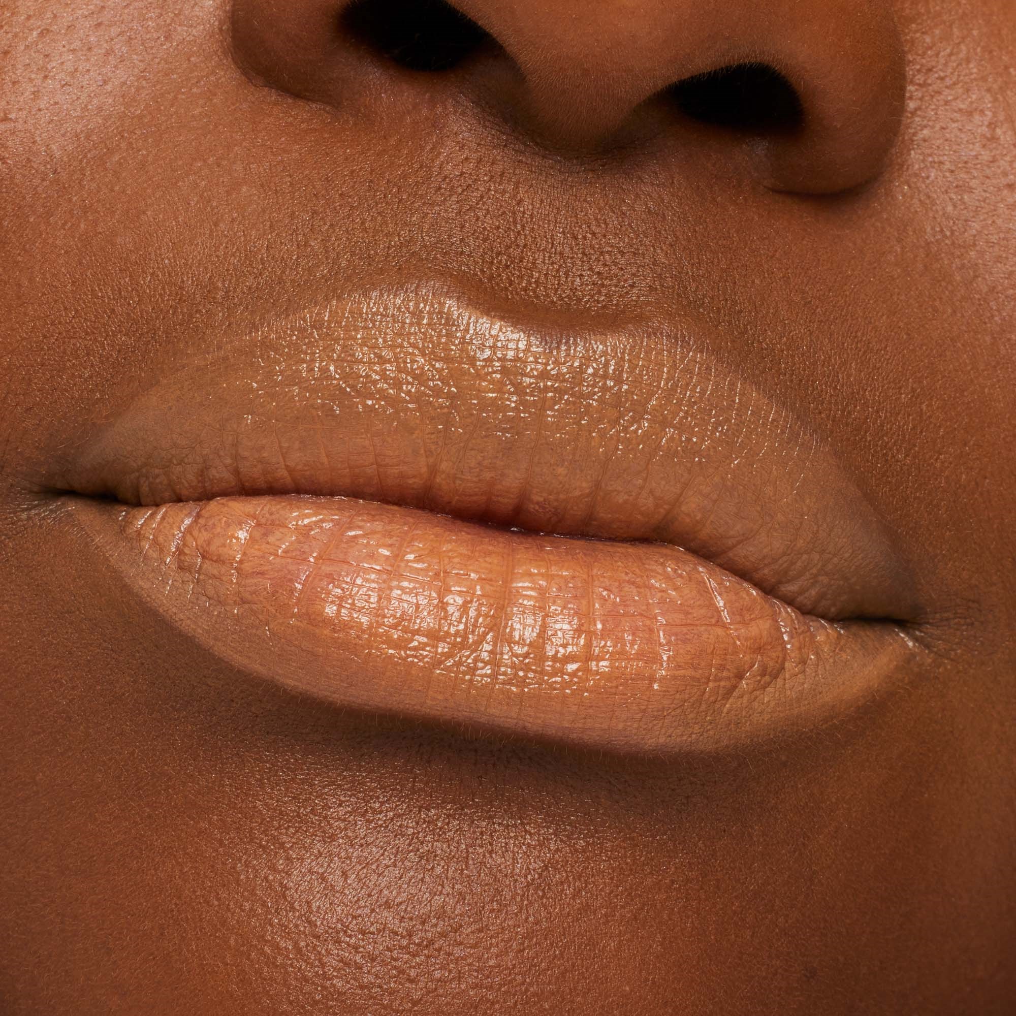 MAC Cosmetics Macximal Sleek Satin Lipstick Call It Cozy (obrázok 4)