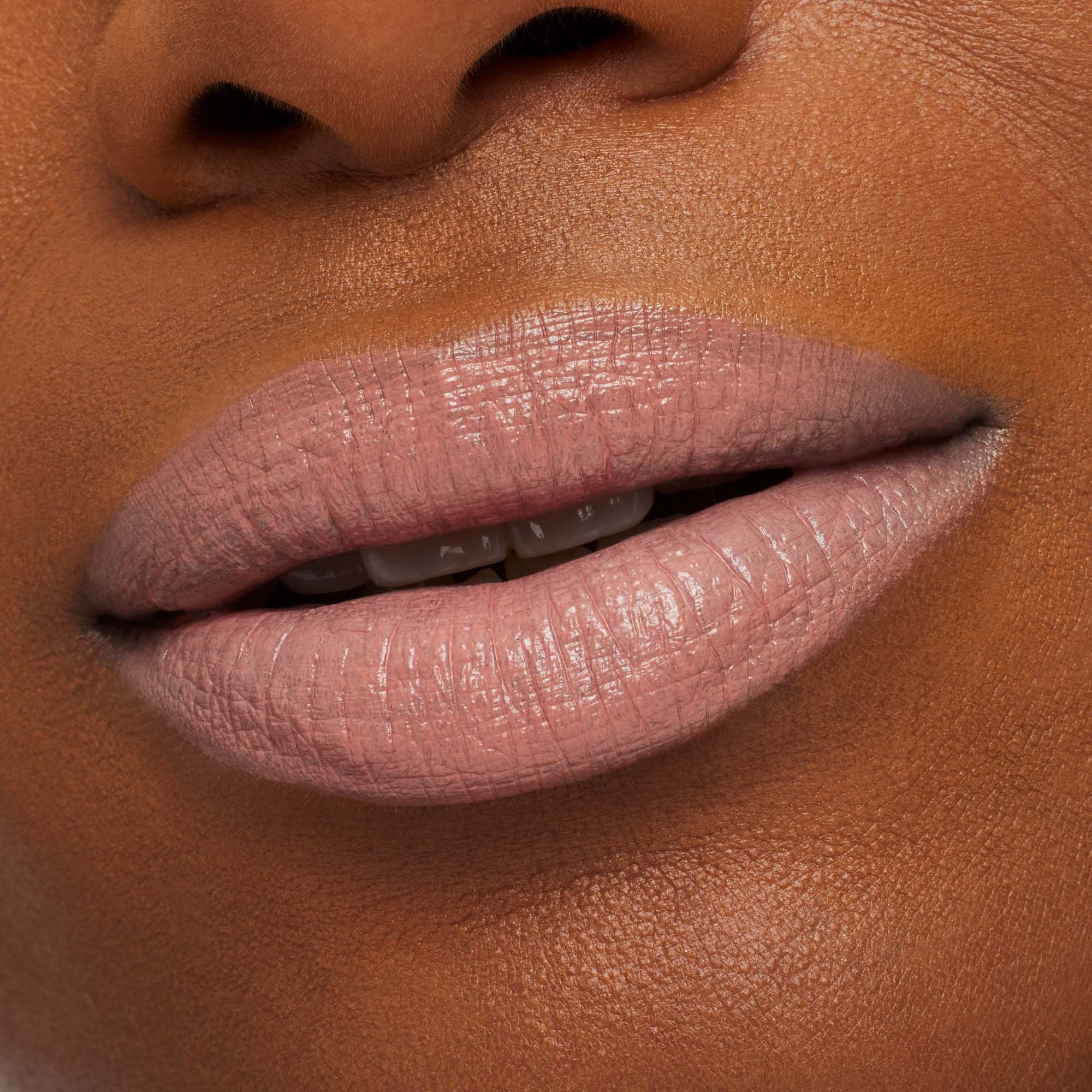 MAC Cosmetics Macximal Sleek Satin Lipstick Crème Cup (obrázok 4)