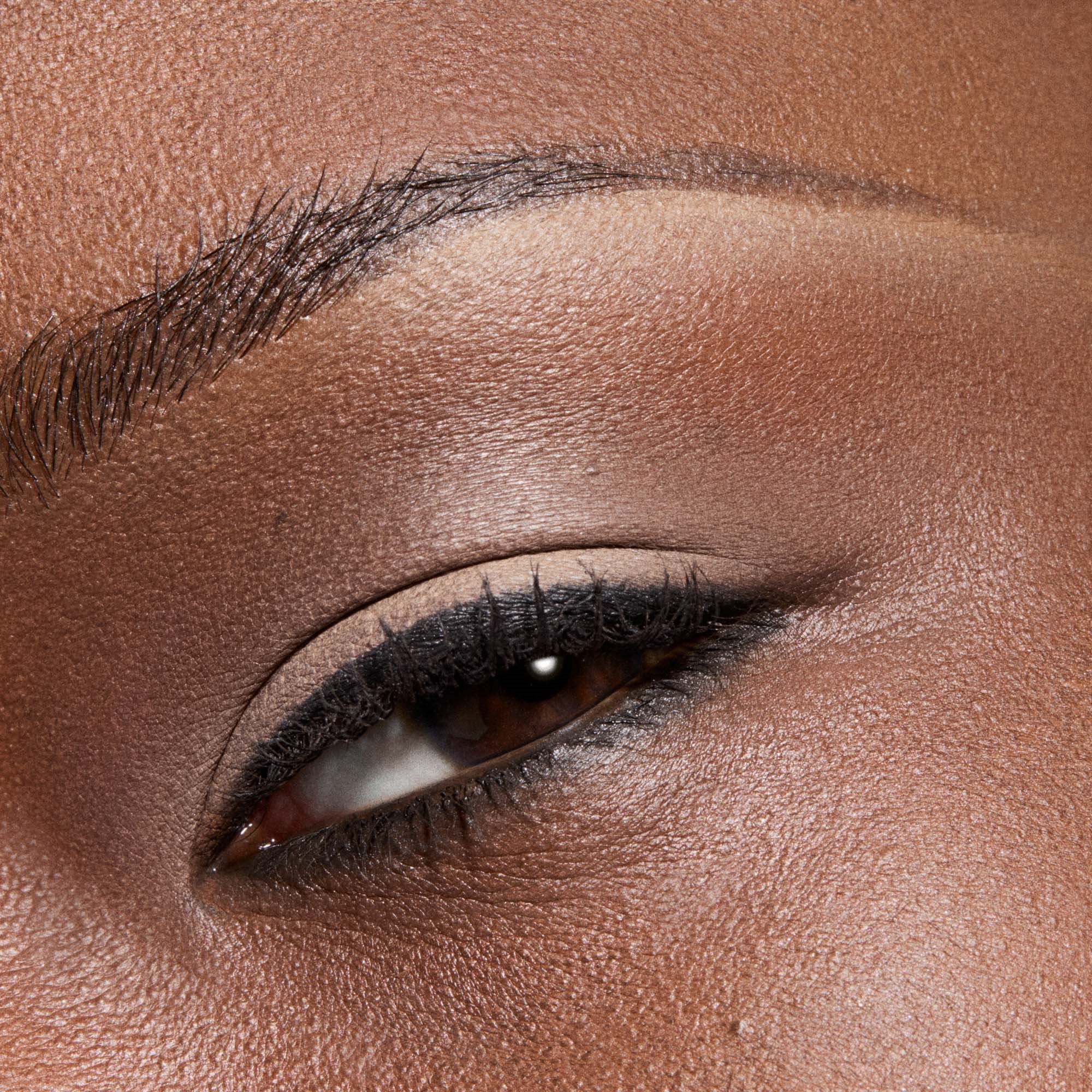 MAC Cosmetics Multisculpt Matte Omega (obrázok 5)