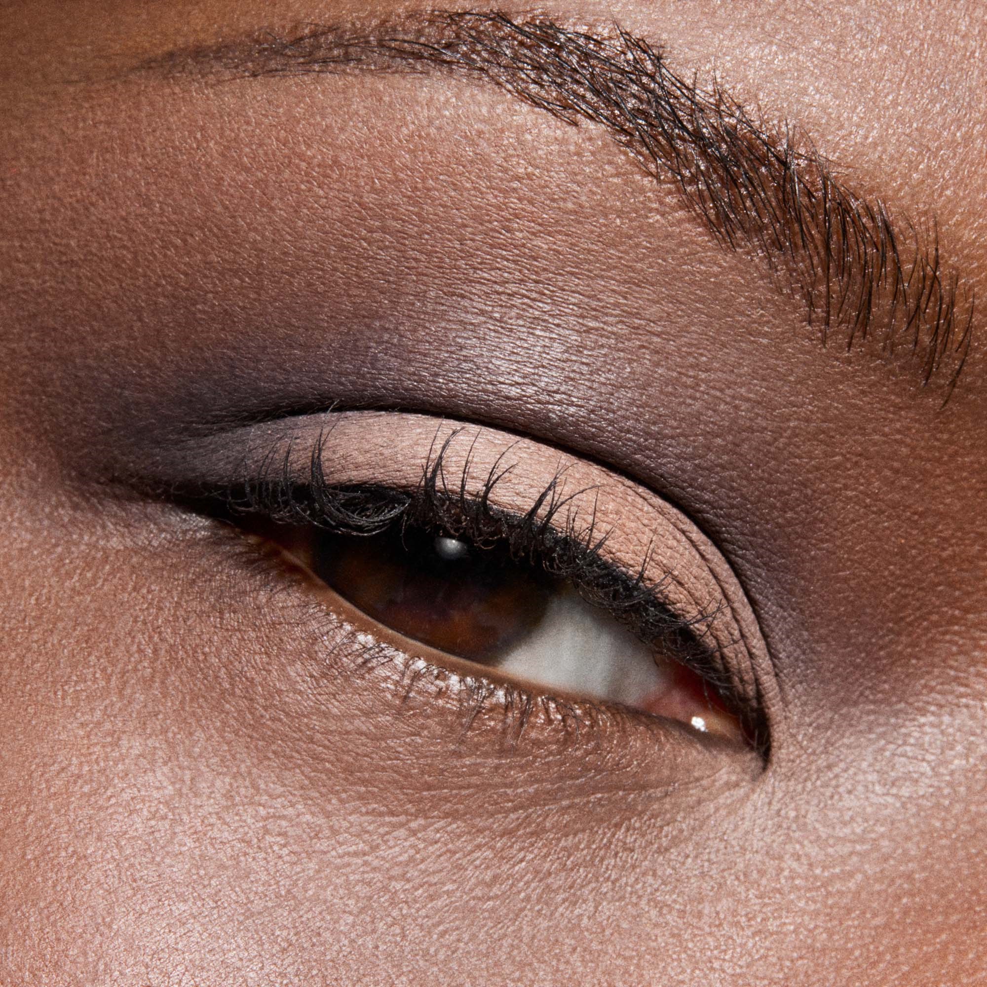 MAC Cosmetics Multisculpt Matte Painterly (obrázok 5)