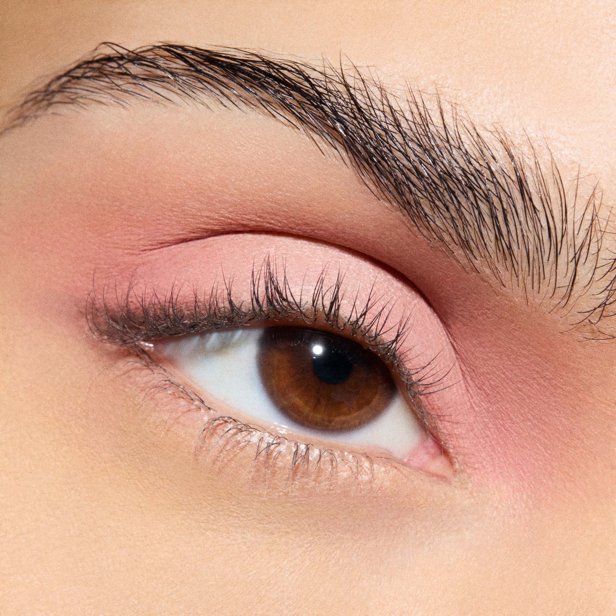 MAC Cosmetics Multisculpt Matte Velvet Teddy (obrázok 4)