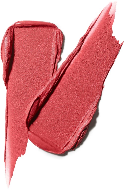 Roze lippenstift met een romige textuur en een scherpe penseelstreek.