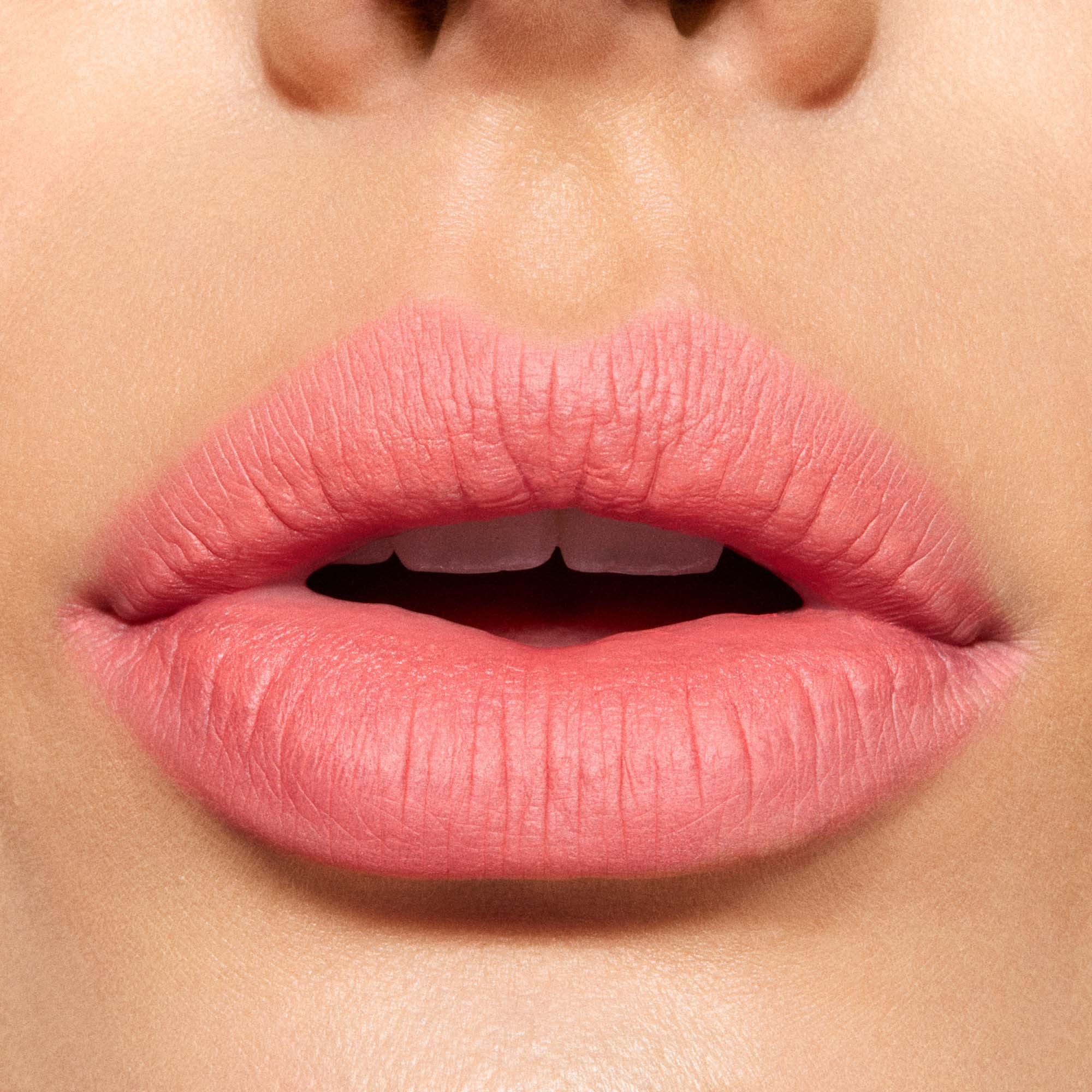 MAC Cosmetics Powder Kiss Hazy Matte Lipstick Mandarin O (obrázok 3)