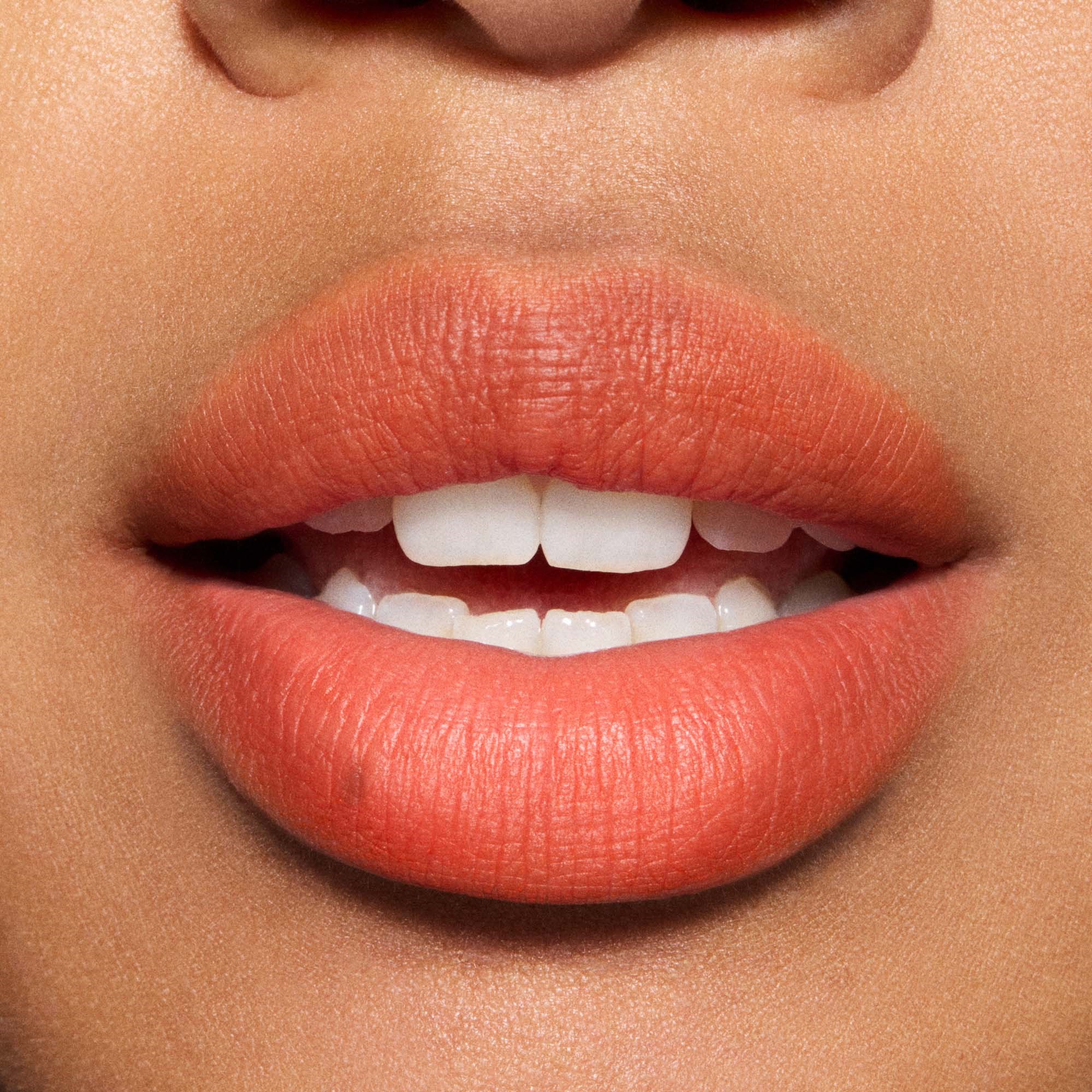 MAC Cosmetics Powder Kiss Hazy Matte Lipstick My Best Life (obrázok 4)