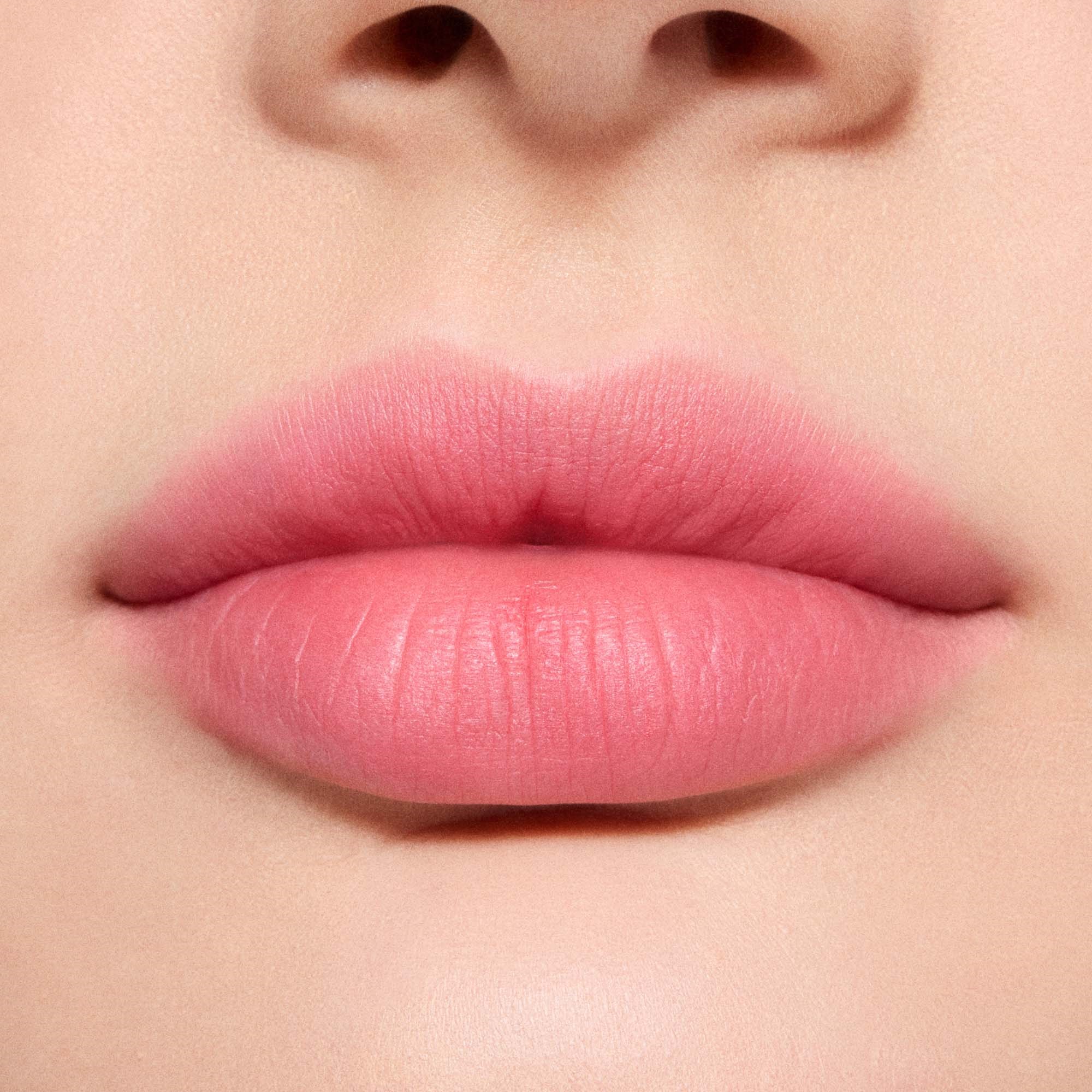 MAC Cosmetics Powder Kiss Hazy Matte Lipstick Sultriness (obrázok 3)