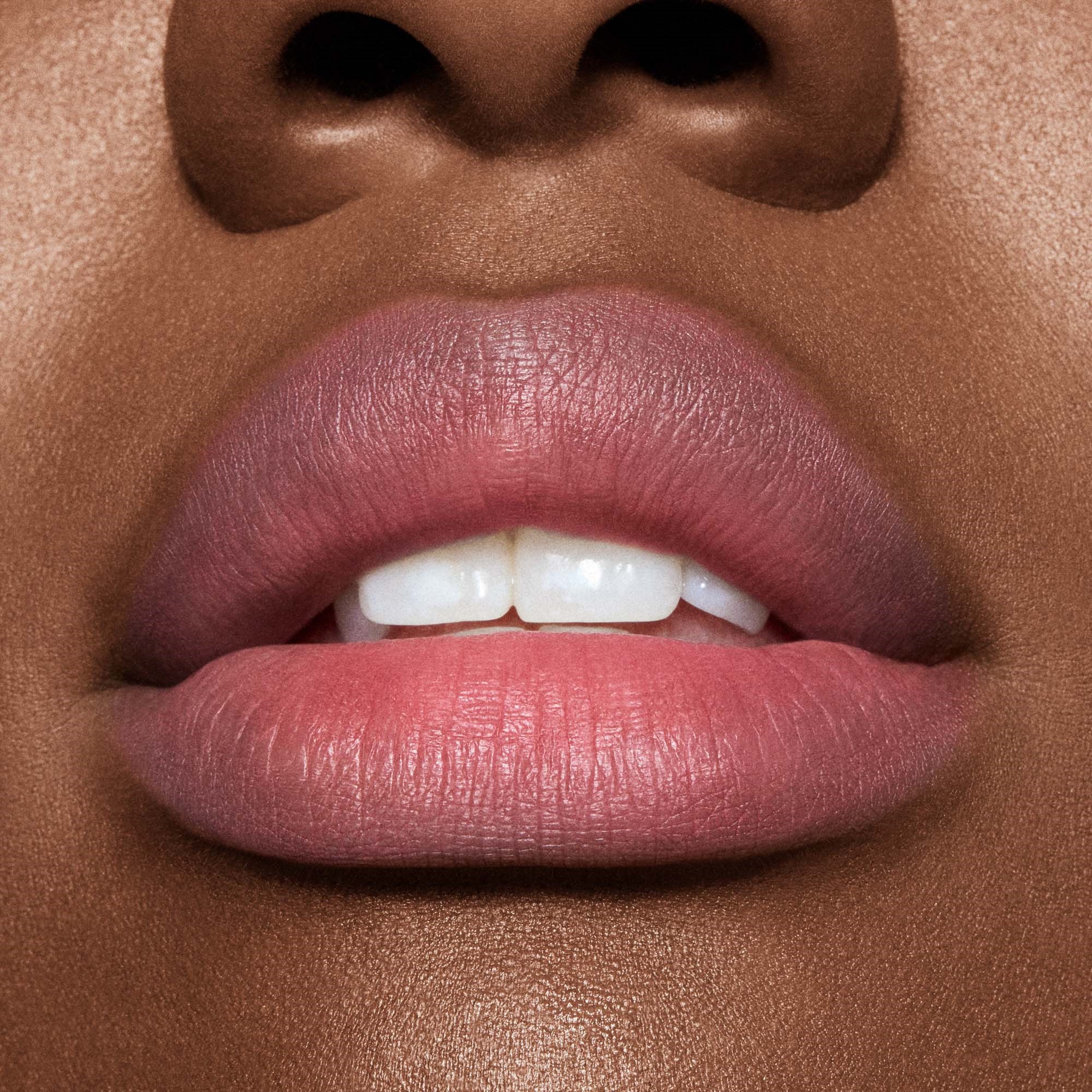 MAC Cosmetics Powder Kiss Hazy Matte Lipstick Sultriness (obrázok 5)