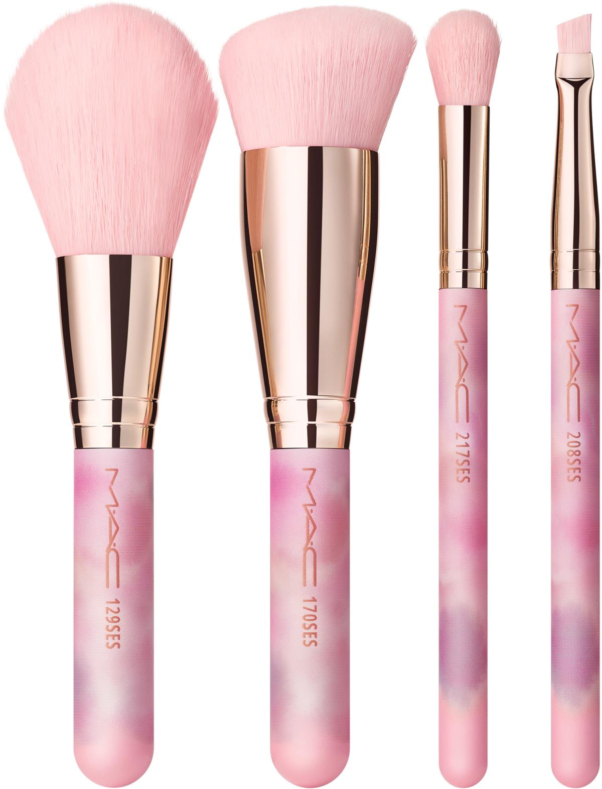 MAC Cosmetics Premium Essentials Brush Lyko mac-cosmetics-premium-essentials-brush-lyko