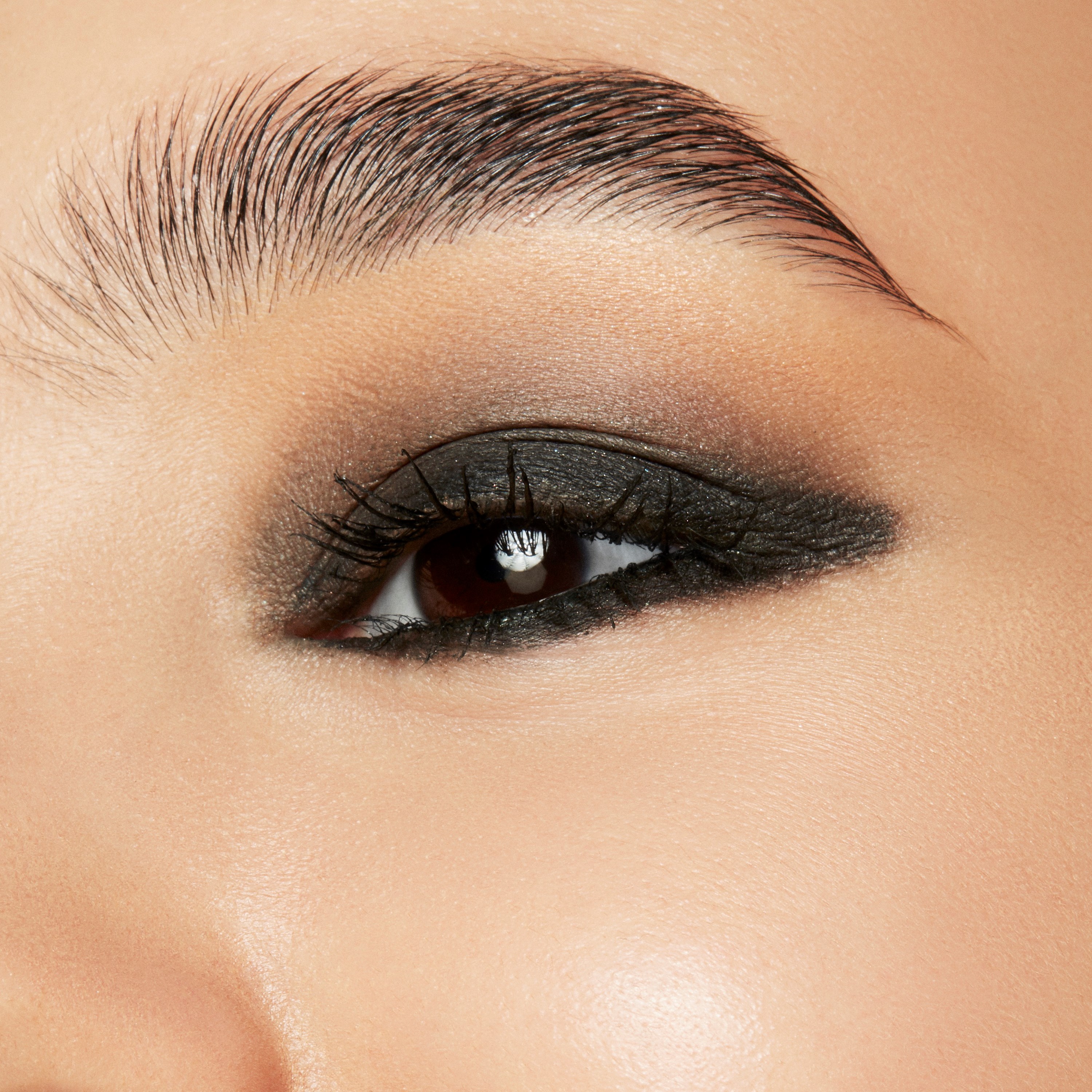 MAC Cosmetics Kremowy cień do powiek Pro Longwear Paint Pot Black Mirr (obrázok 5)