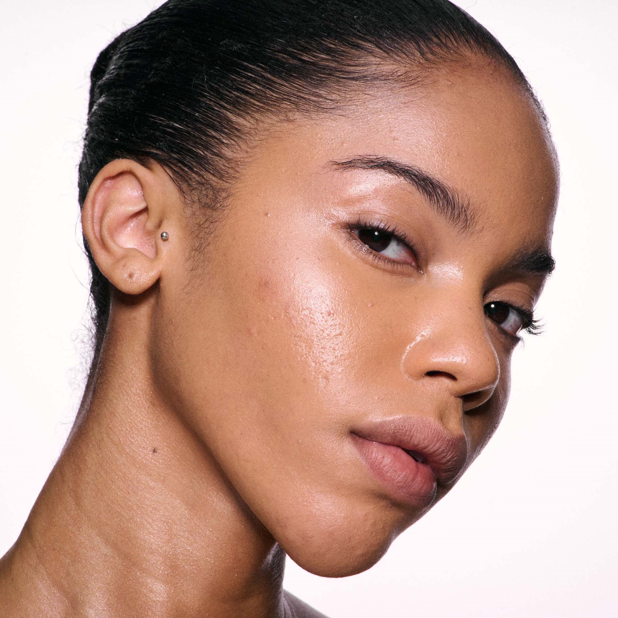 MAC Cosmetics Skinfinish Lightstruck Liquid Highlighter Bubbled Over (obrázok 4)