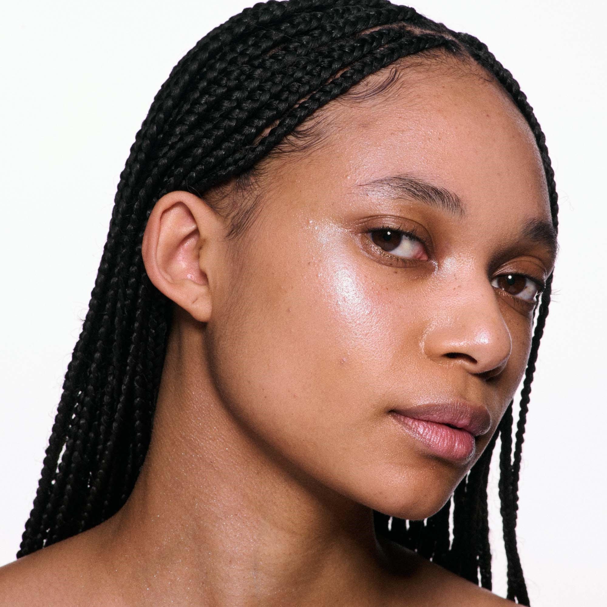 MAC Cosmetics Skinfinish Lightstruck Liquid Highlighter Glacial (obrázok 4)